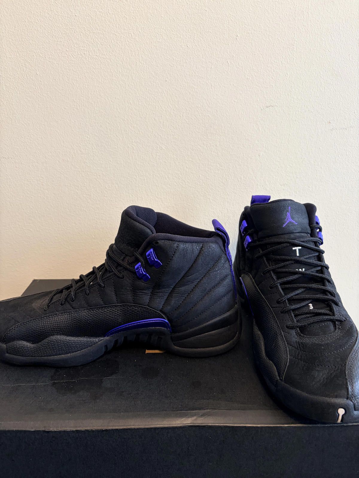 Jordan Brand Air Jordan 12 Retro Dark Concord Blk/Purple Shoe (Size 10.5) Size US 10.5 / EU 43-44 - 2 Thumbnail