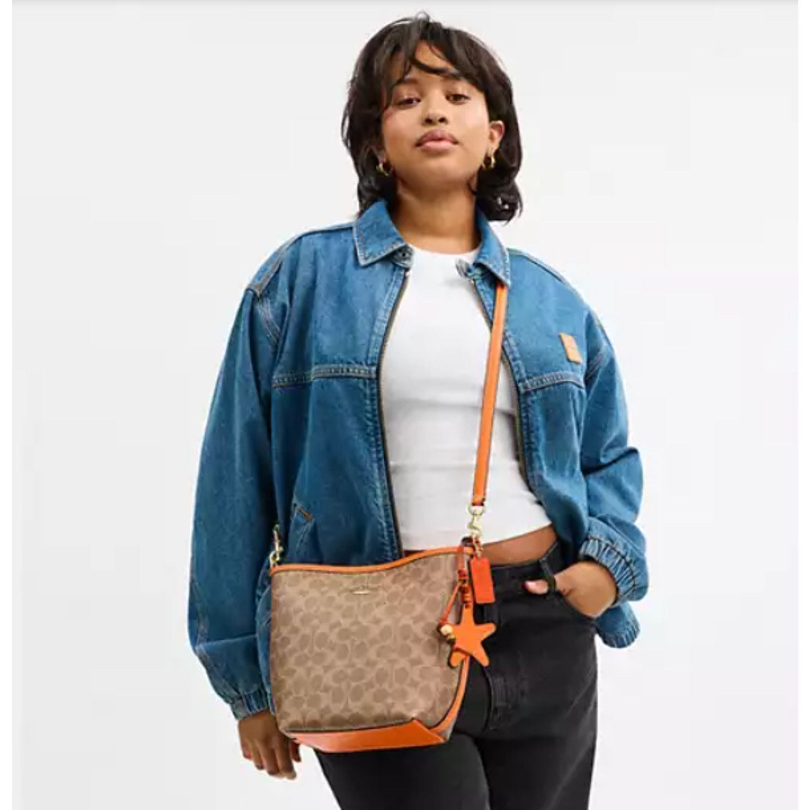 Coach Coach City Bucket Sig Canvas Star Charm Tan/Bright Mandarin Size ONE SIZE - 6 Thumbnail