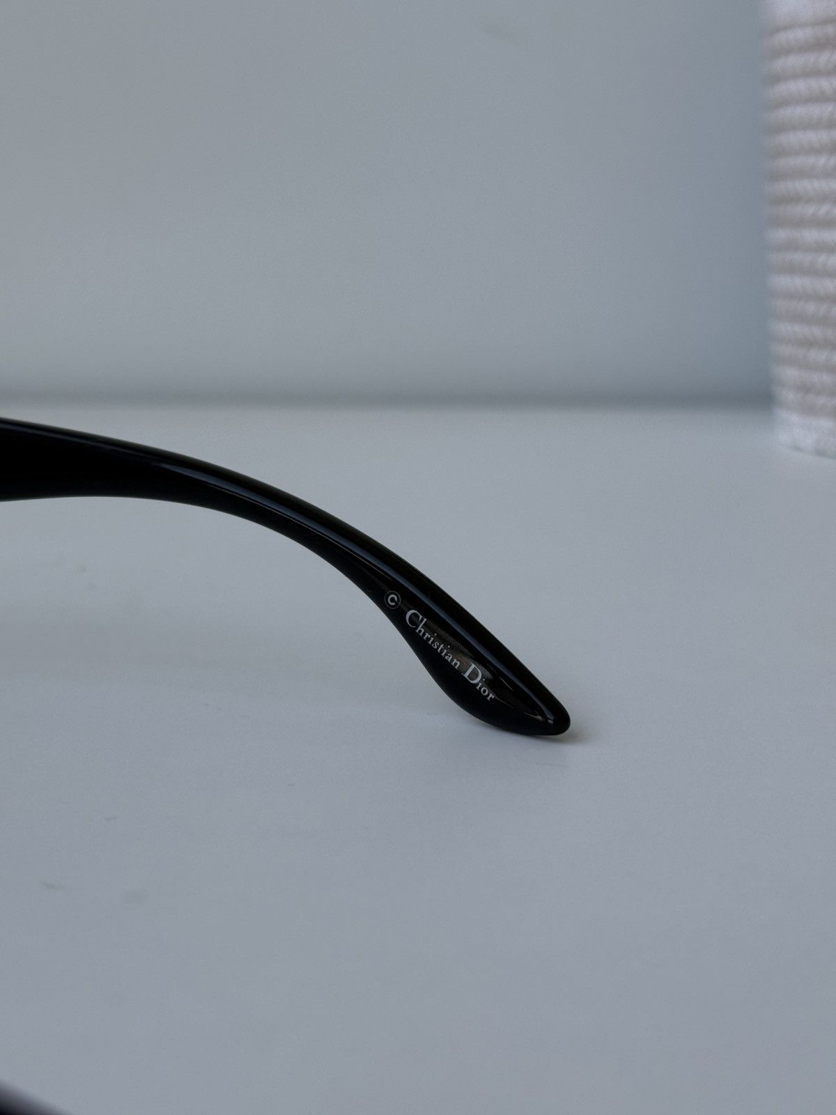 Dior Christian Dior Glossy 2 Black Oval Wrap Sunglasses 58-19 Size ONE SIZE - 8 Thumbnail