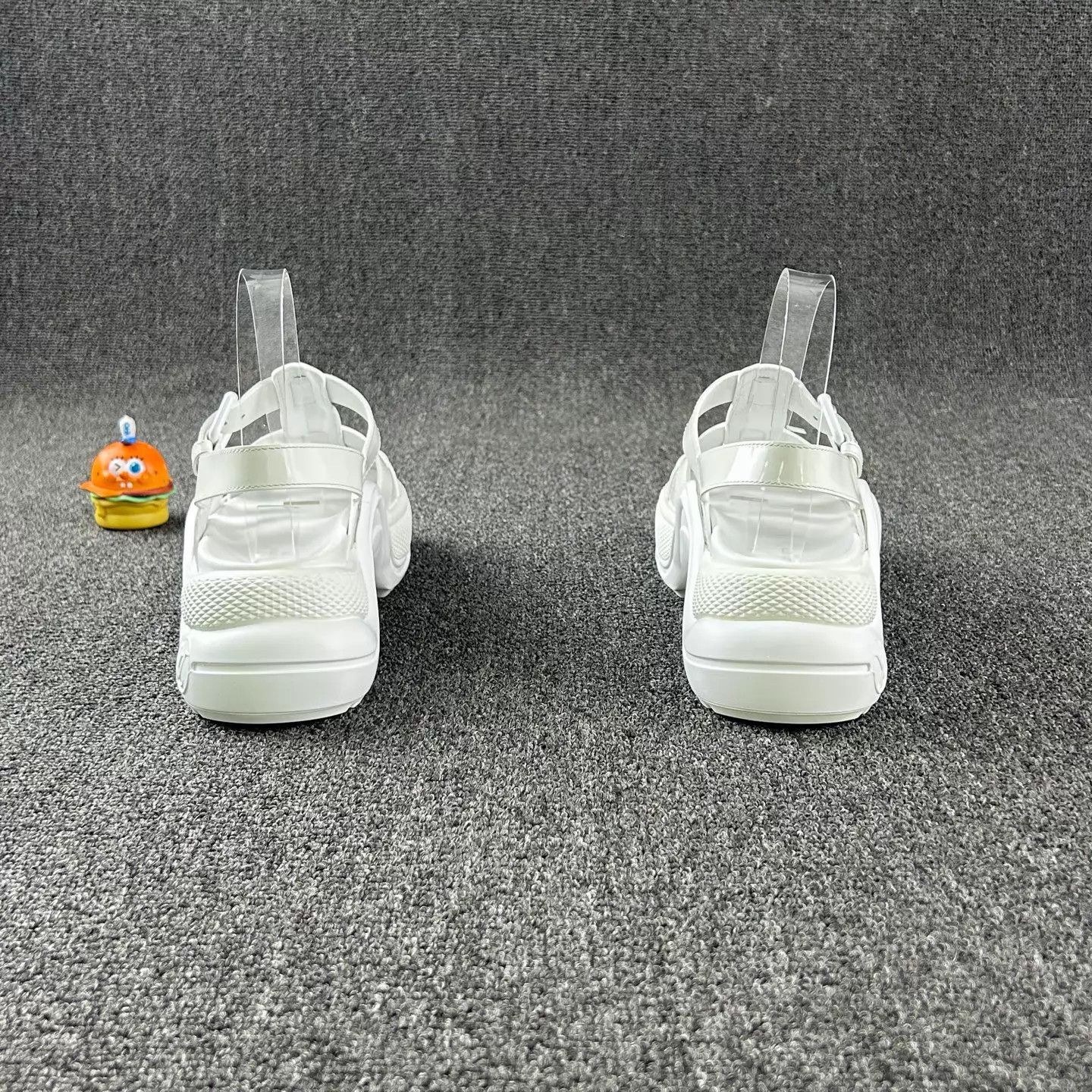Louis Vuitton LV White Roman Sandals EUR 38.5 New Size US 8 / IT 38 - 5 Thumbnail