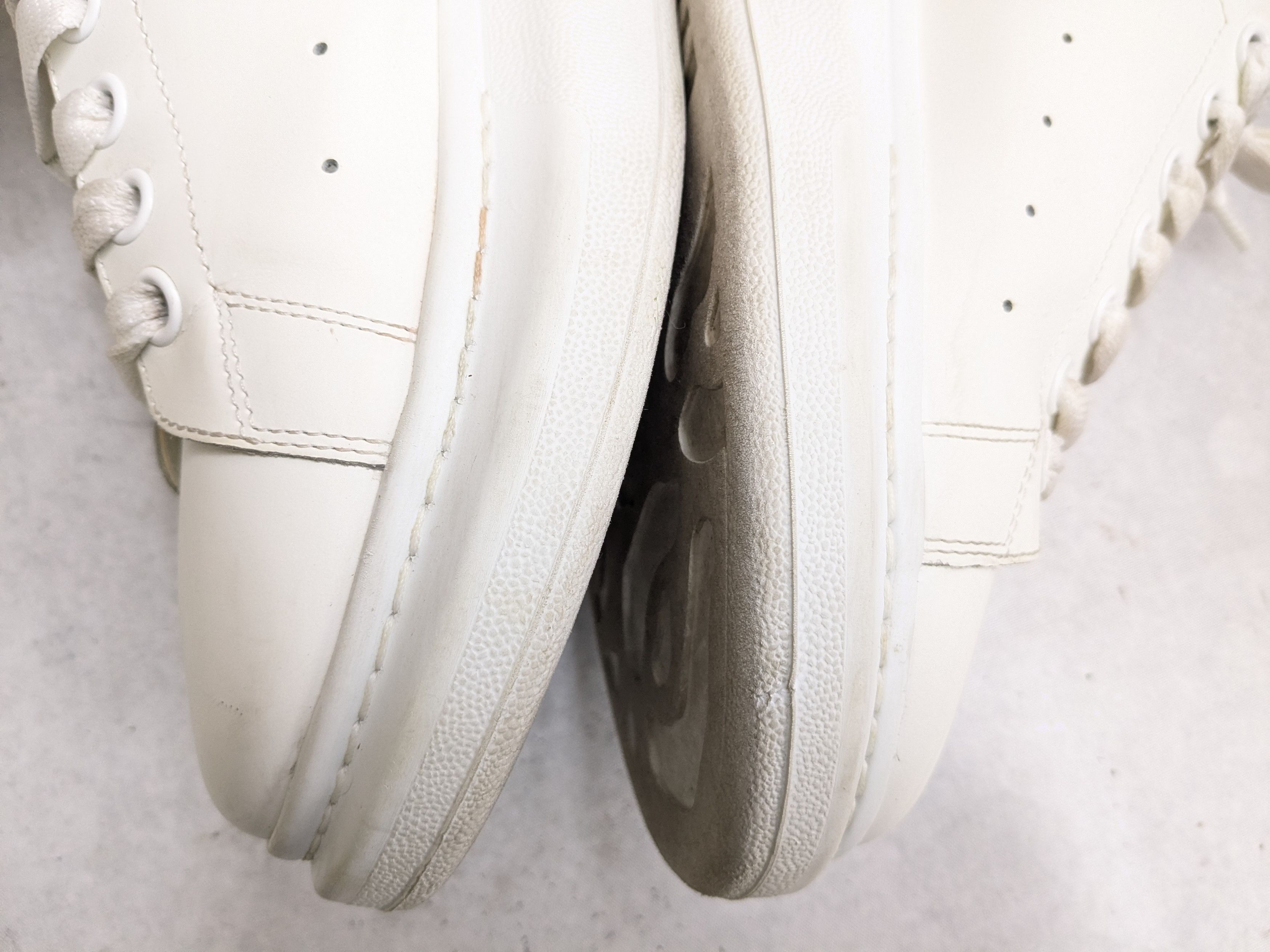 Alexander McQueen Alexander McQueen Oversized Larry Sneakers White Yellow 12 Size US 12 / EU 45 - 14 Thumbnail