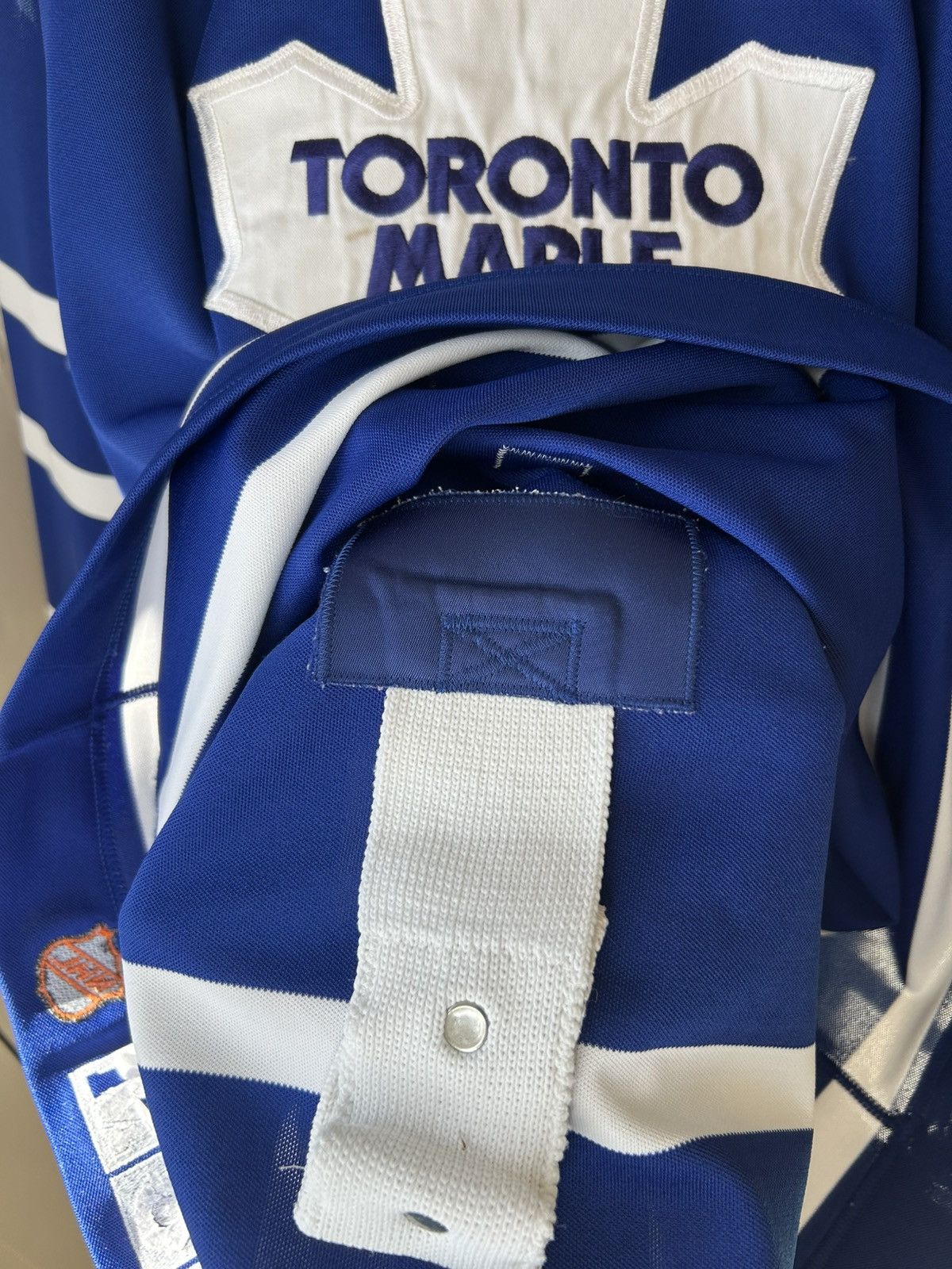 Ccm Vintage CCM Toronto Maple Leafs Center Ice Jersey Size US XXL / EU 58 / 5 - 13 Thumbnail