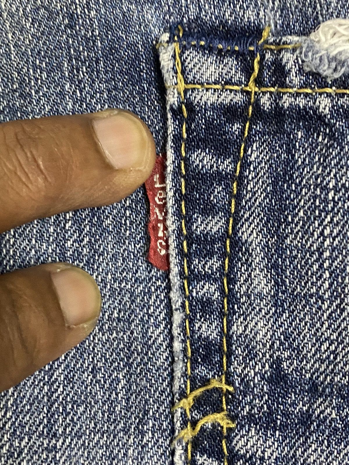 Levi's Vintage Levis502 90’s Button J41 Distressed Baggy Jeans Size US 38 / EU 54 - 8 Thumbnail