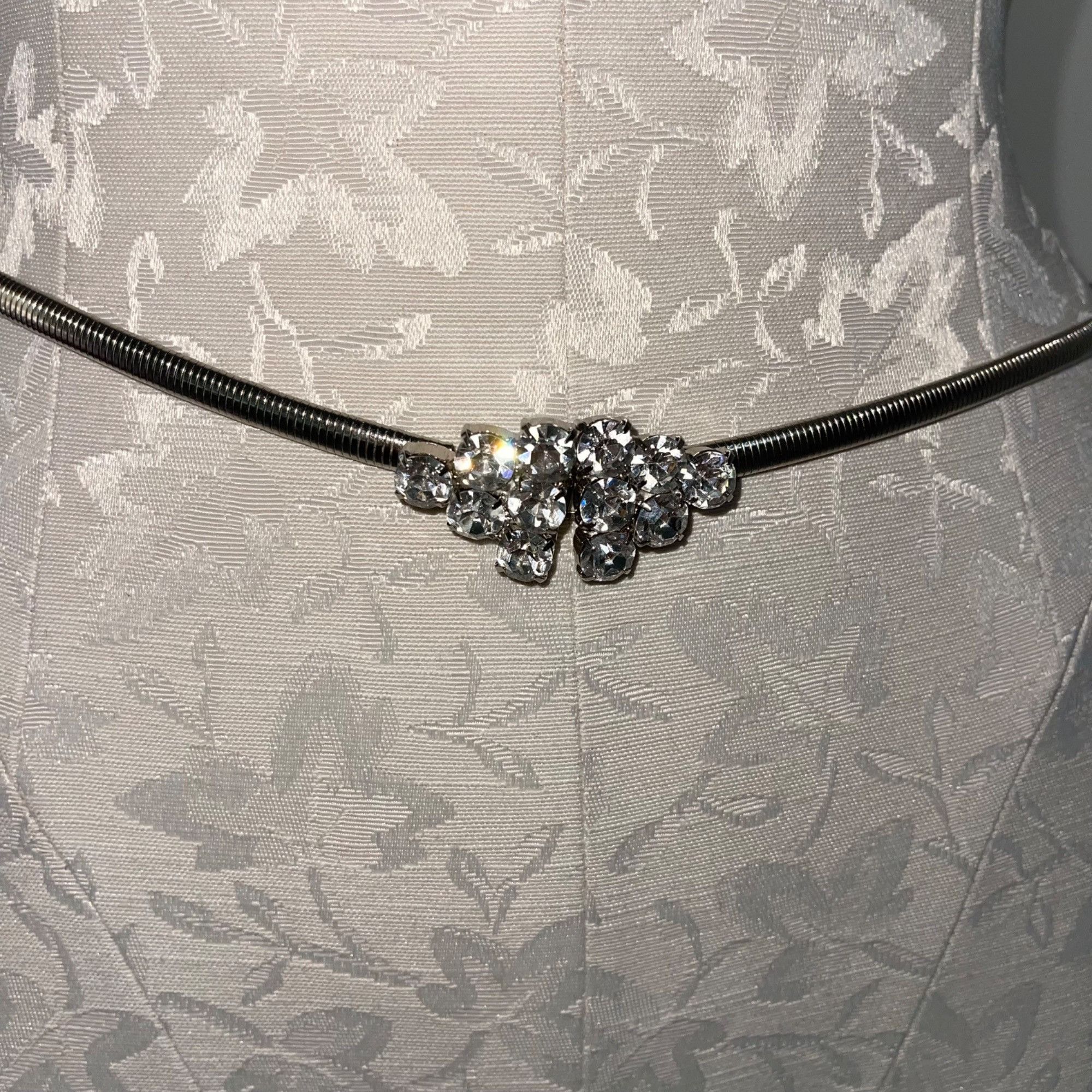 The Unbranded Brand Womens Belt Size 27 Silver Stretch Tone Rhinestone Size ONE SIZE - 1 Thumbnail