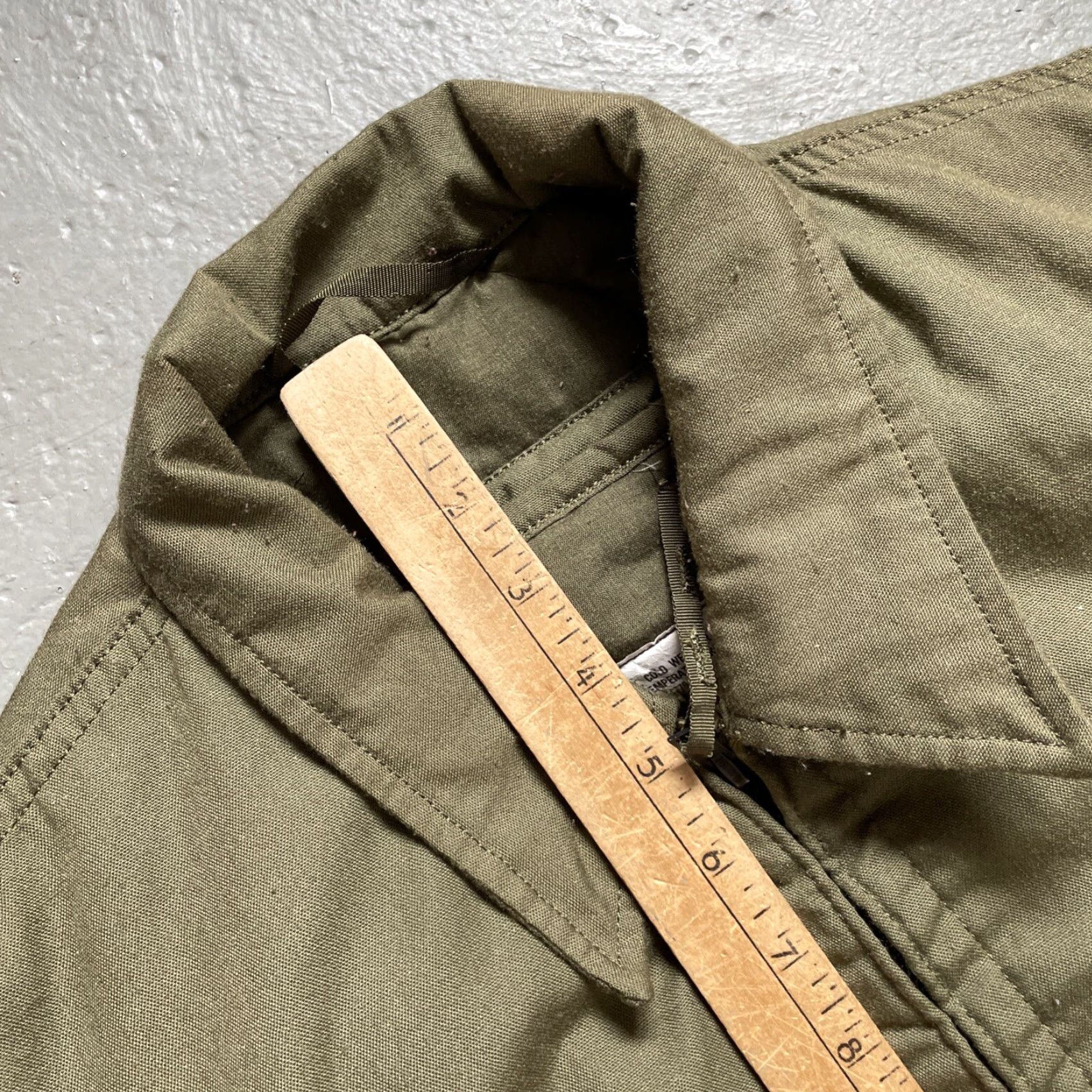 Avirex VINTAGE Avirex Aramid Cold Weather High Temperature Military Jacket M Green 80s USAF Army Air Force Bomber Flight Military Jacket Unisex Adults Size M Size US M / EU 48-50 / 2 - 4 Thumbnail