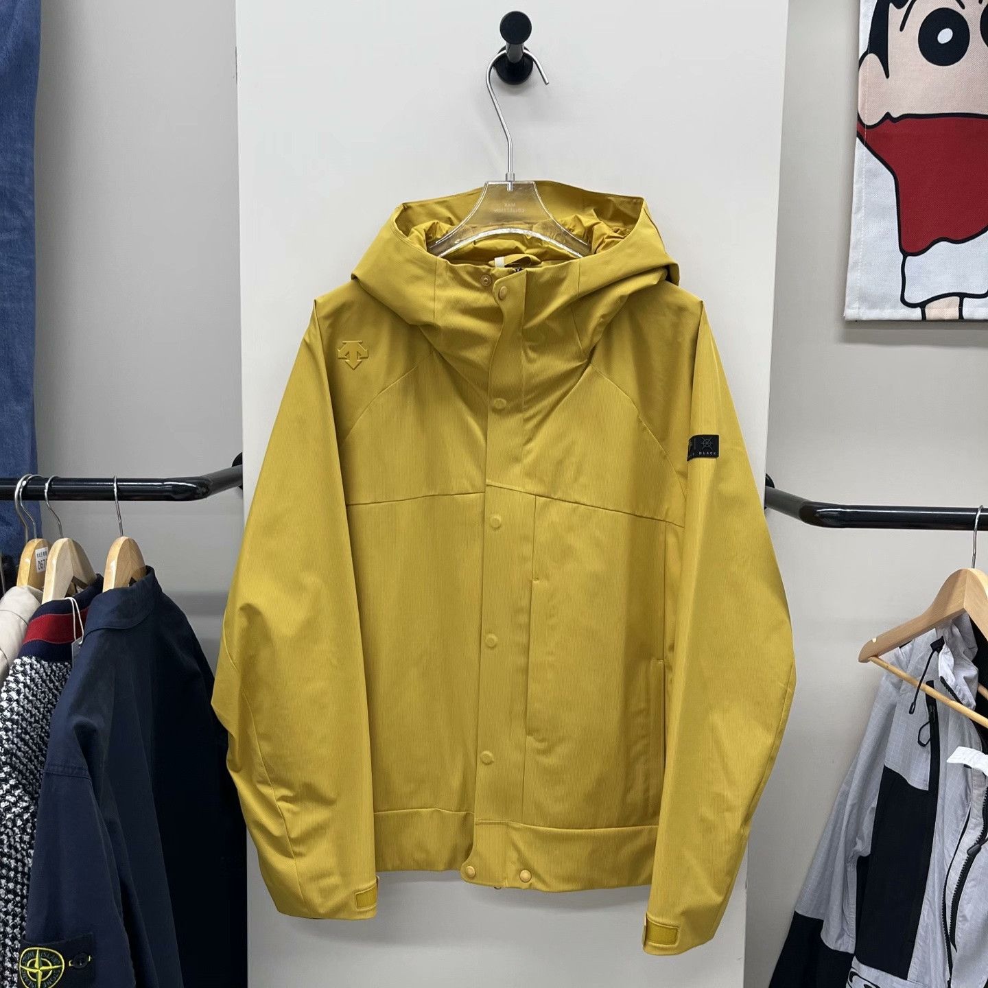 Descente Descente Light Jacket XXL Men Size US XXL / EU 58 / 5 - 1 Thumbnail
