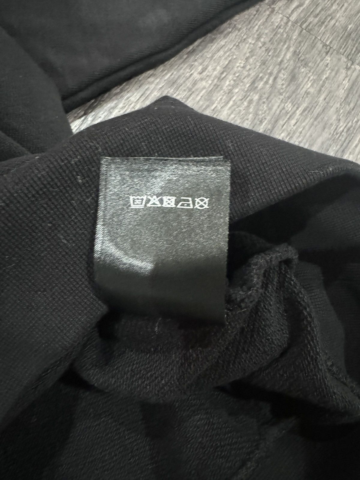 Vetements Vetements Flag Logo Hoodie (Black) Size US M / EU 48-50 / 2 - 5 Thumbnail