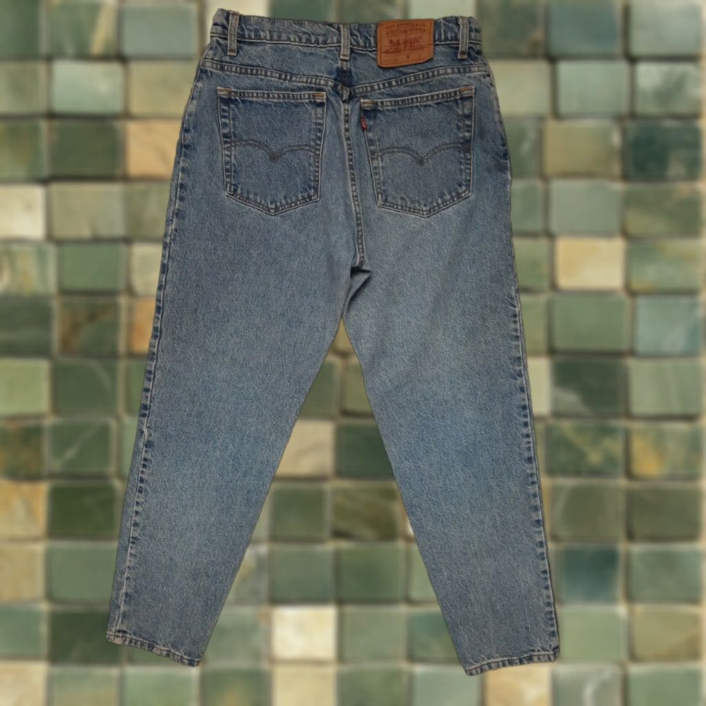 Levi's VINTAGE Levi's Made USA Denim Mom Jeans 17550-0291 High Waist Tapered 29x29 8 Blue Denim Jeans Womens 1980s USA Levi's Size 29" - 1 Thumbnail