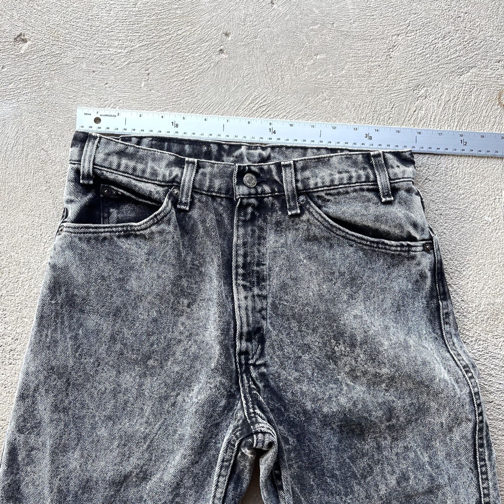Levi's VINTAGE Levi's 550 Jeans Mens Straight Denim 31x30 Black 90s Western Relaxed Fit Men’s Jeans Size US 31 - 7 Thumbnail