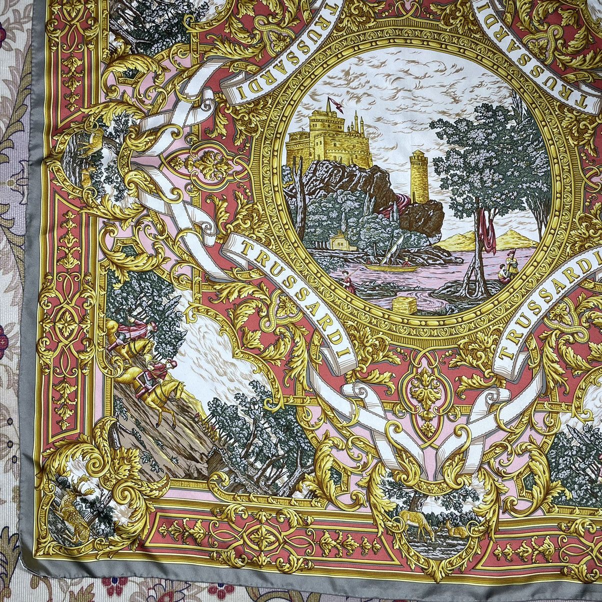 Trussardi Vintage TRUSSARDI King Castle Design Silk Scarf Size ONE SIZE - 3 Thumbnail