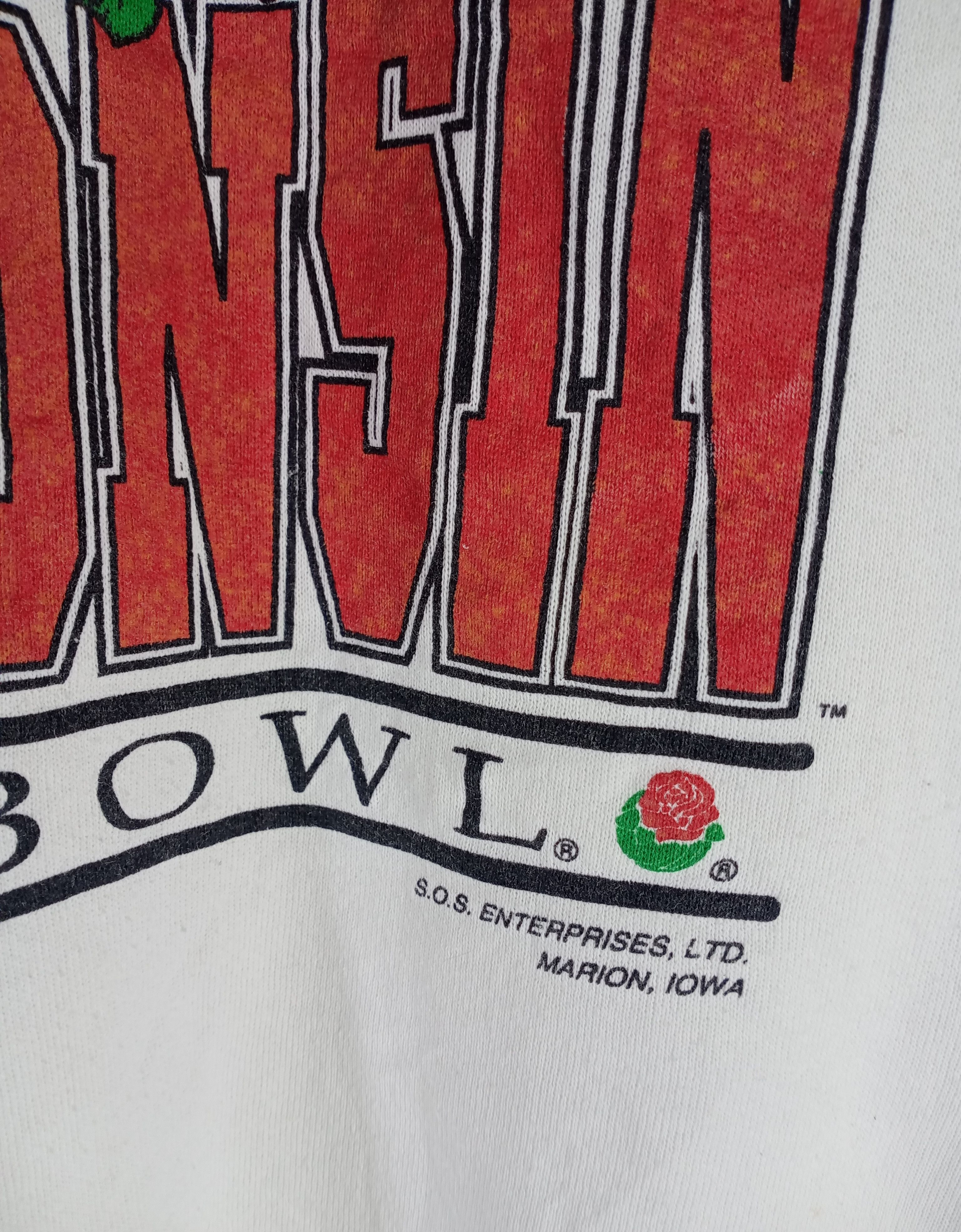 Vintage Rare Vintage 90s Wisconsin Rose Bowl Sweatshirt Size US M / EU 48-50 / 2 - 5 Thumbnail