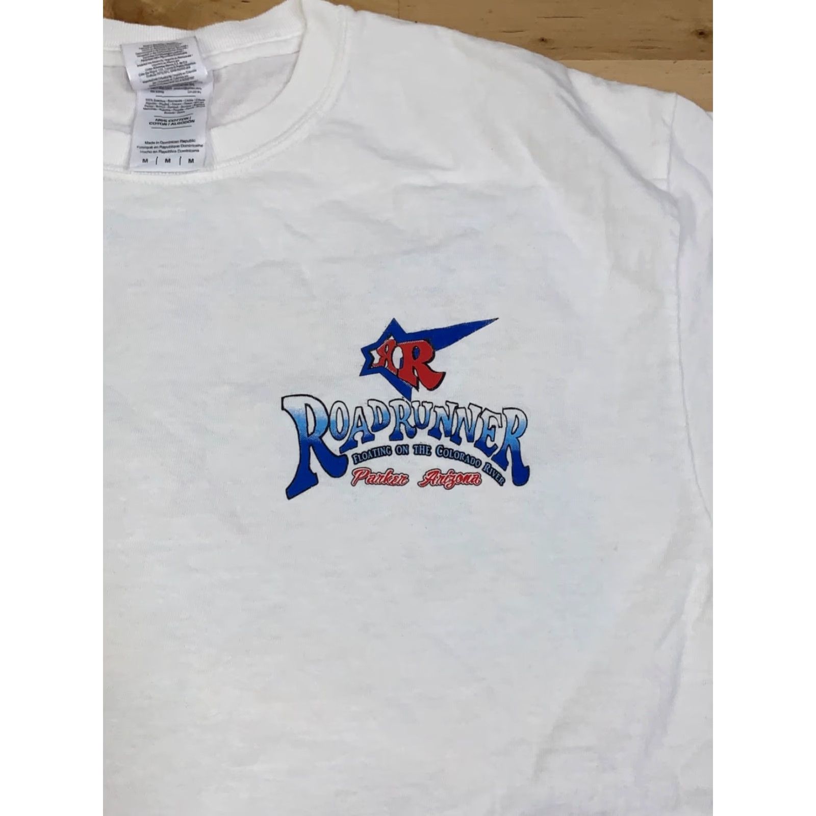 Gildan VTG Roadrunner Shirt Mens M White Cotton Gildan T-Shirt Slim Fit? Regular no. Size US M / EU 48-50 / 2 - 4 Thumbnail