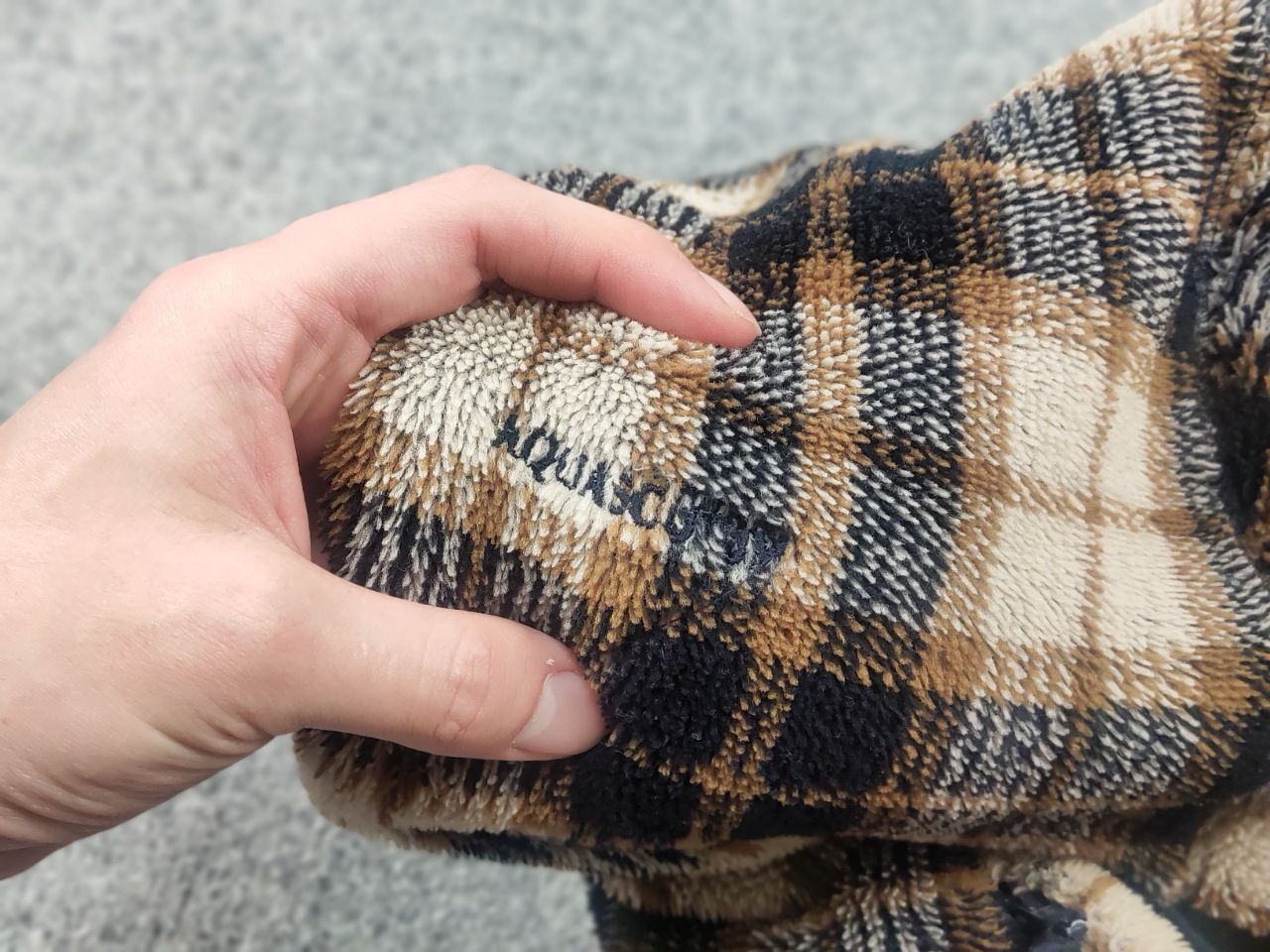 Aquascutum Vintage Aquascutum Zip-Up fleece brown check Sherpa jacket Size US L / EU 52-54 / 3 - 15 Thumbnail