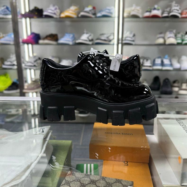 Prada PRADA Black Patent Leather ThickSoled Loafers -2505 Size US 4.5 / IT 34.5 - 4 Thumbnail