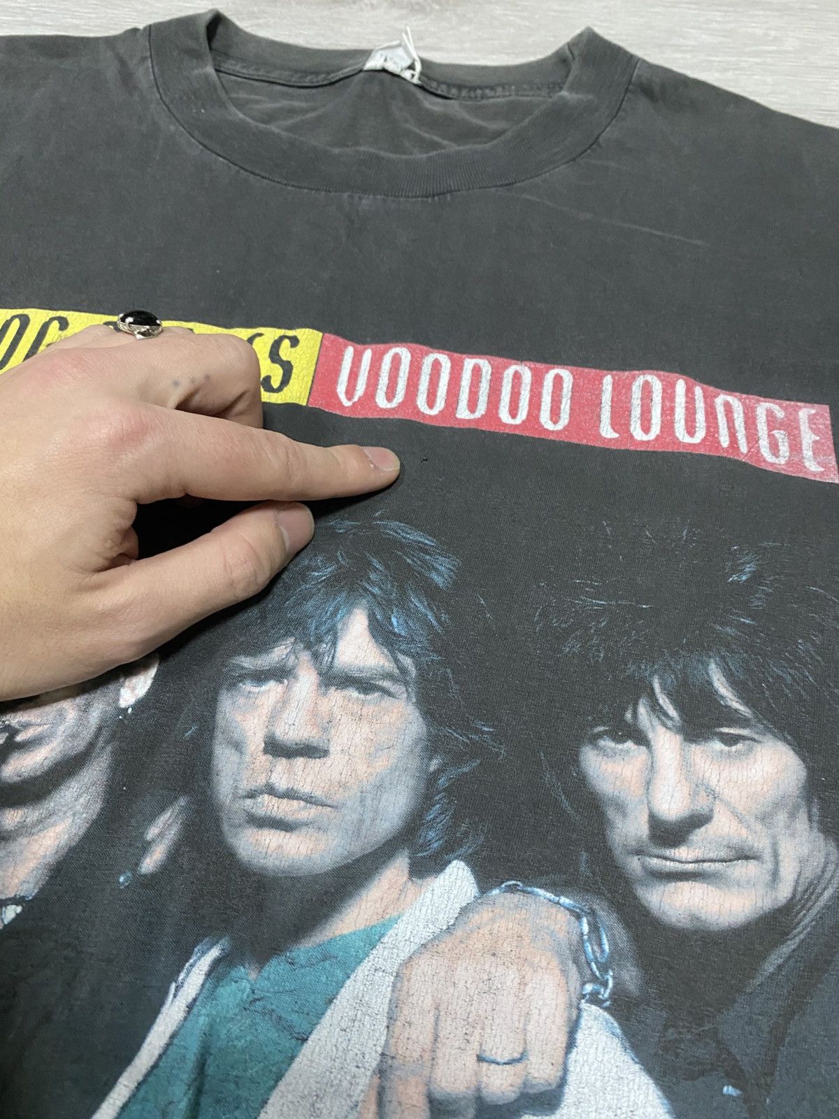 The Rolling Stones Rolling Stones 94 vintage Voodo Tour volkswagen faded Shirt Size US XL / EU 56 / 4 - 8 Thumbnail