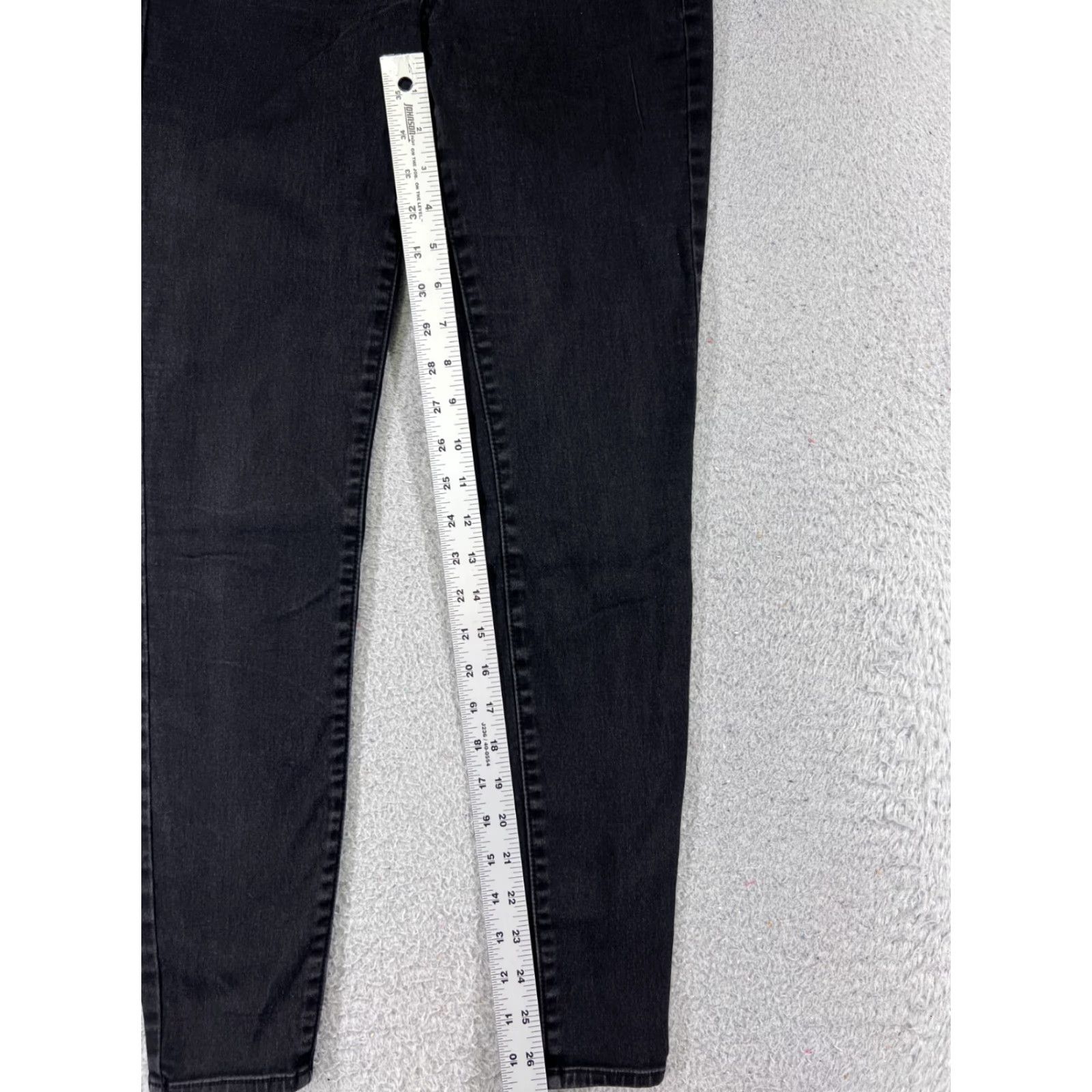 Vintage Refuge Jeans Womens 4 Black Denim Skinny Mid Rise 24x27 Cotton Blend 5-Pocket Design Regular Inseam 27 in Size 27" / US 4 / IT 40 - 7 Thumbnail