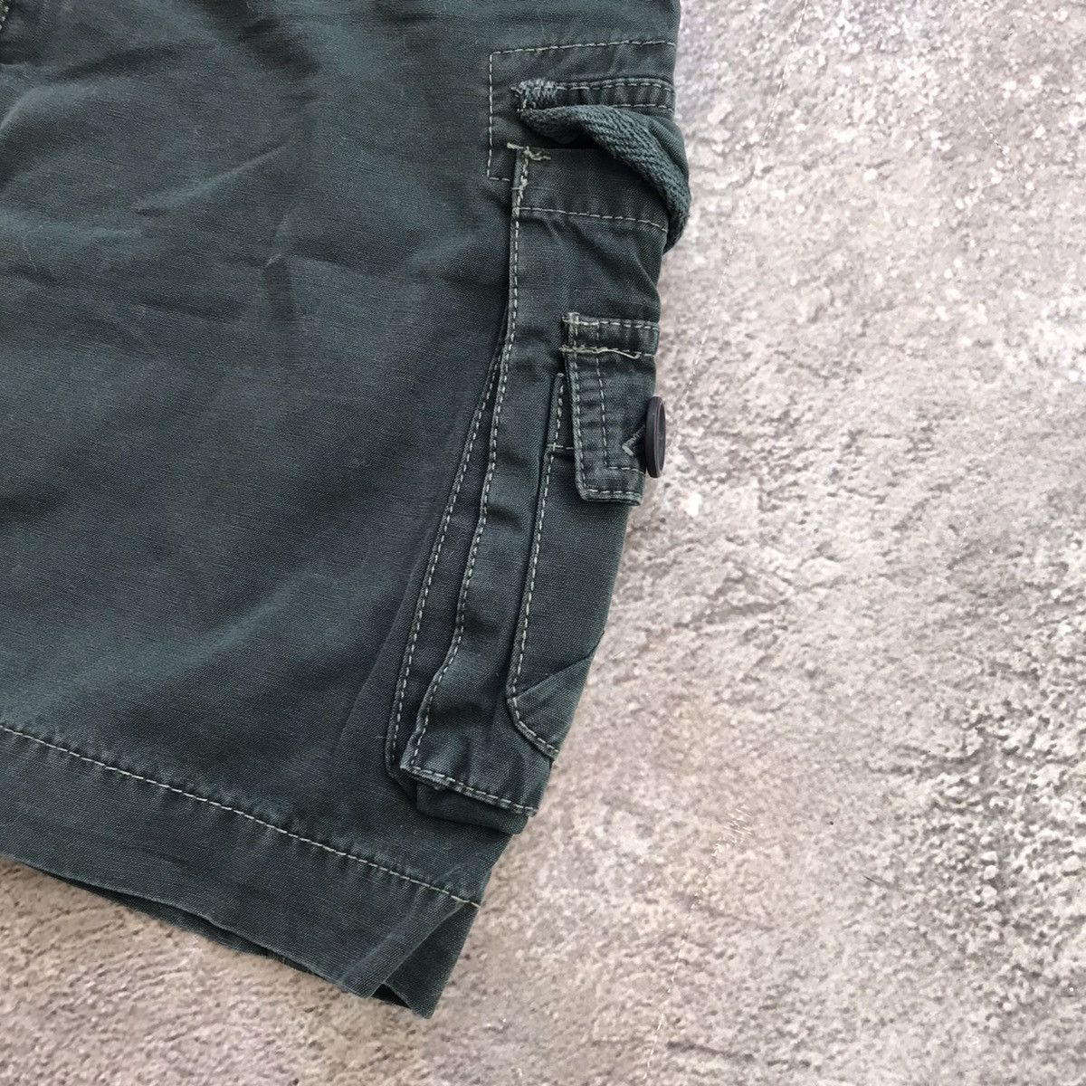 Vintage Y2K Vintage Faded Black Cargo Mini Skirt Streetwear Boxy 28 Size 28" / US 6 / IT 42 - 3 Thumbnail
