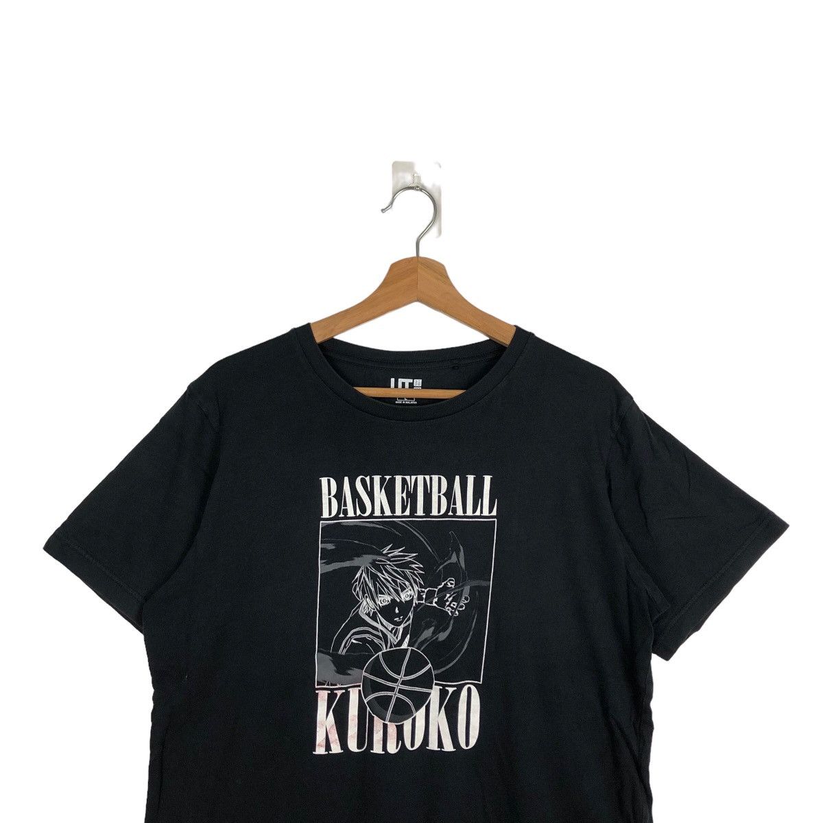 Japanese Brand VINTAGE BASKETBALL KUROKO JAPAN UNIQLO T-SHIRT Size US L / EU 52-54 / 3 - 2 Thumbnail