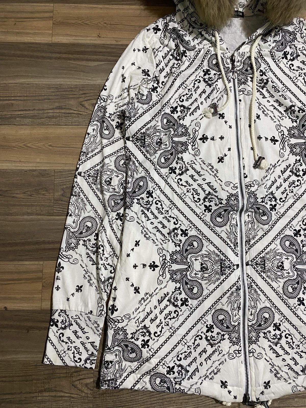 Japanese Brand JAPANESE BRAND GHOST OF HARLEM PAISLAY SKULL FUR HOODIES Size US M / EU 48-50 / 2 - 2 Thumbnail