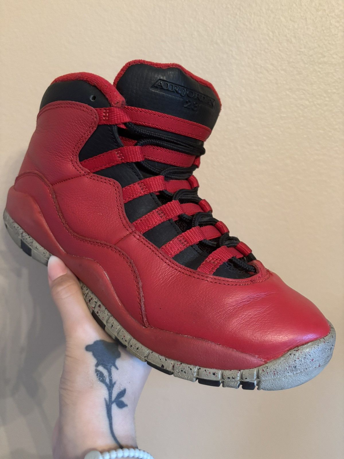 Jordan Brand Air Jordan 10 Retro BG 'Bulls Over Broadway' Size US 5.5 / EU 38 - 2 Thumbnail