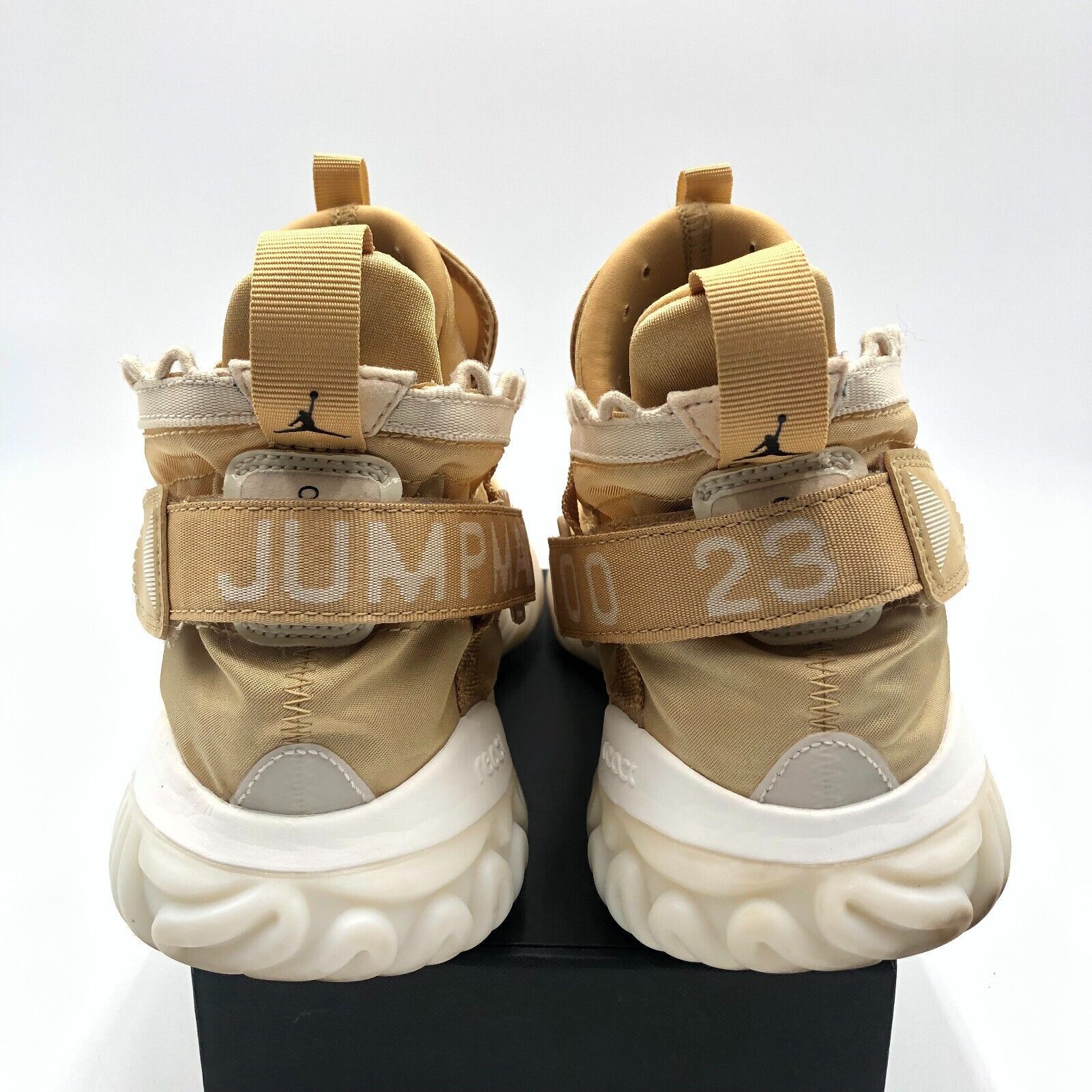 Jordan Brand Size 11.5 - Jordan Proto React Light Cream Size US 11.5 / EU 44-45 - 13 Thumbnail