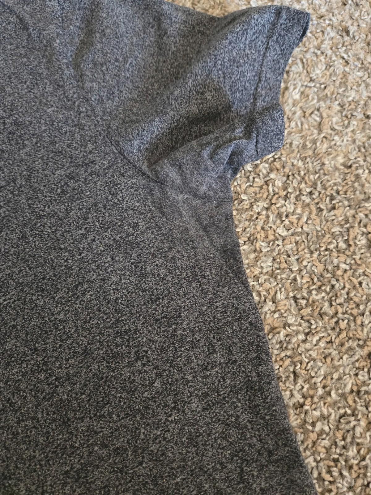 Polo Ralph Lauren Polo Ralph Lauren Men’s Grey Custom Slim Fit T Shirt sz L Size US L / EU 52-54 / 3 - 4 Thumbnail