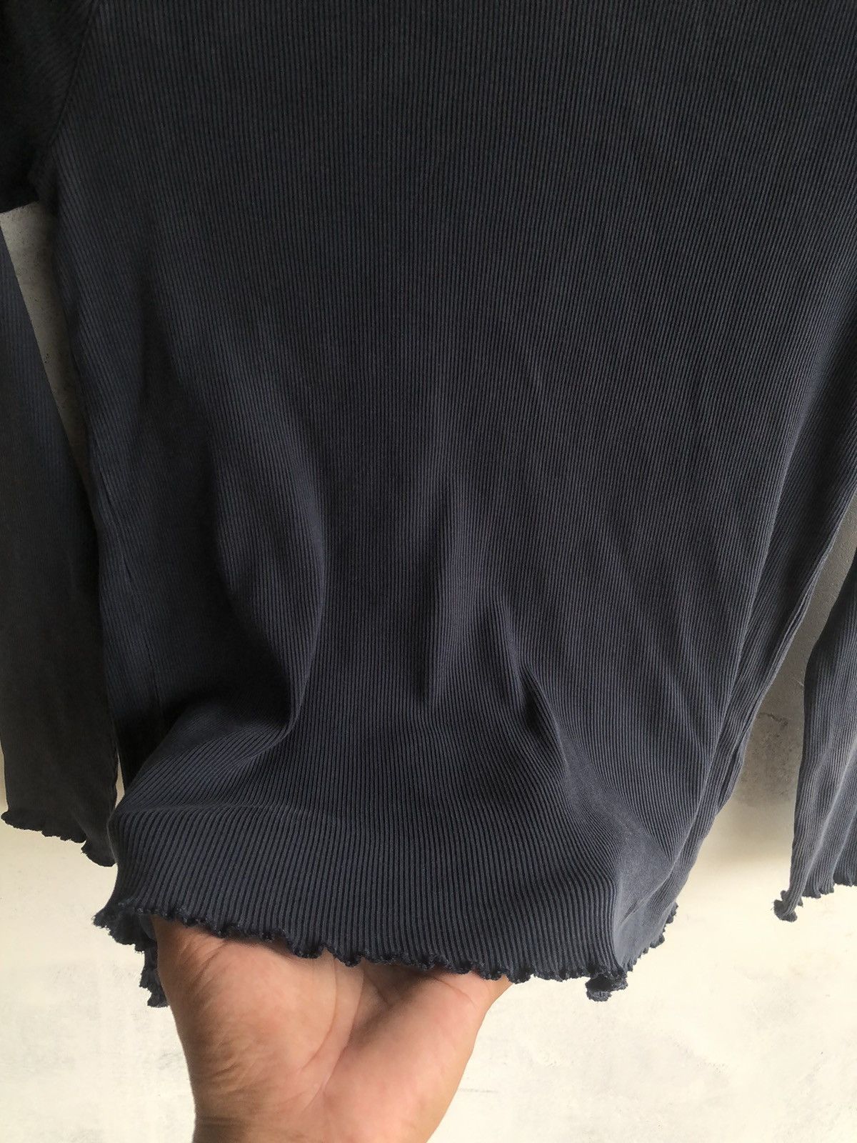 Japanese Brand × Tommy Hilfiger Distressed Sun Faded Tommy Hilfiger LongSleeve Size US M / EU 48-50 / 2 - 6 Thumbnail