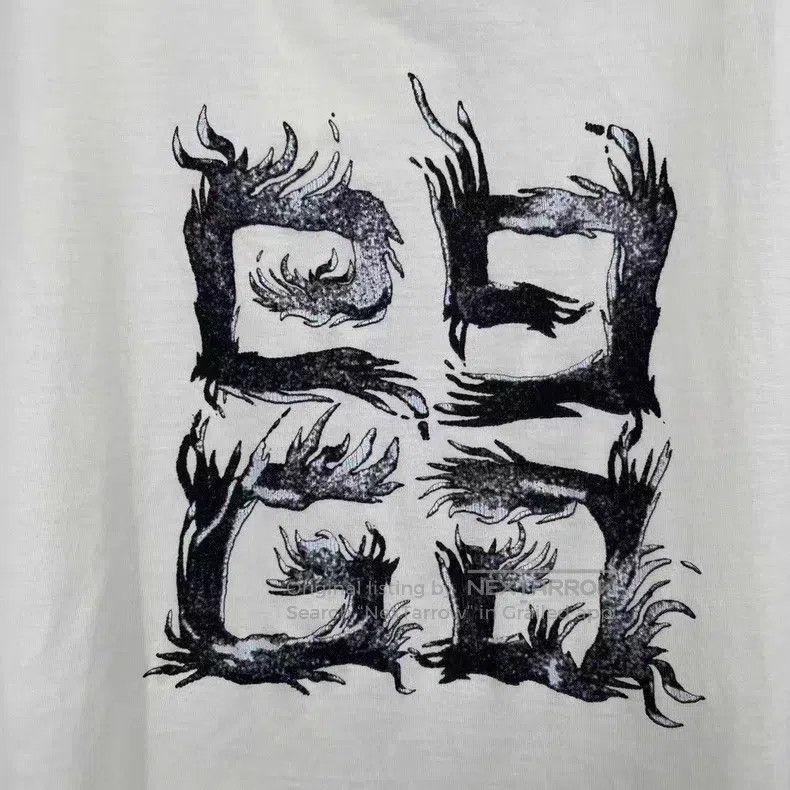 Givenchy Givenchy White Flame Quadrant Short Sleeve Size US L / EU 52-54 / 3 - 5 Thumbnail
