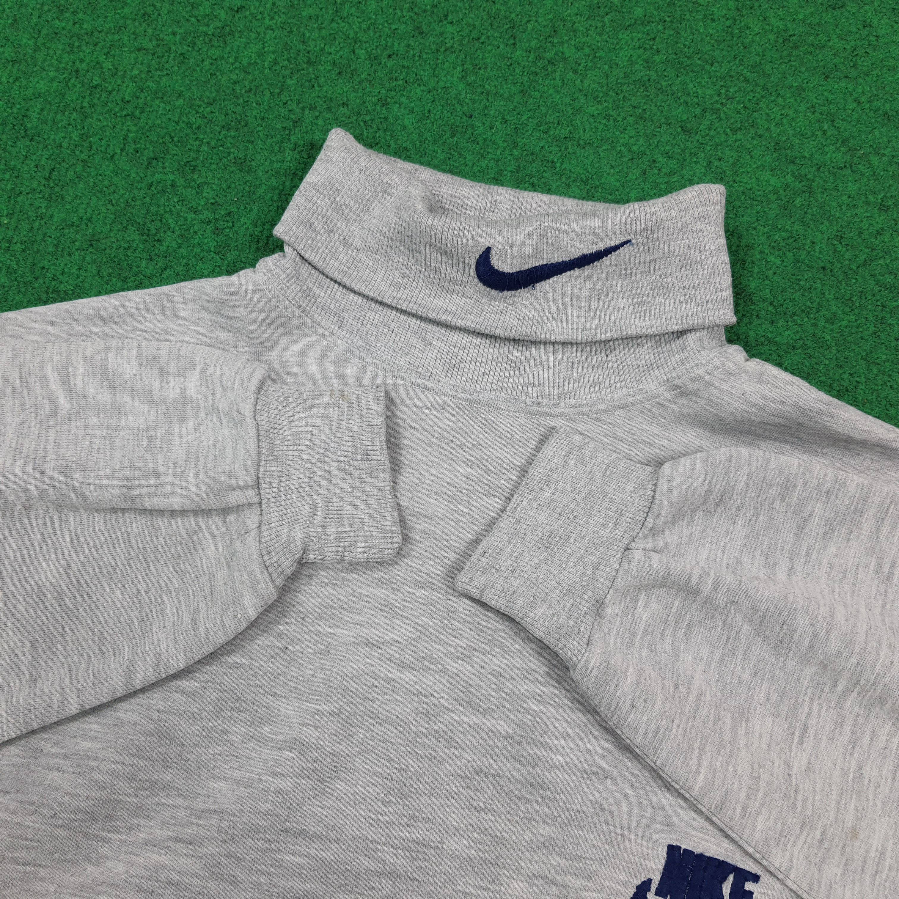 Nike Vintage 90s Nike Center Swoosh Turtleneck Sweatshirt C293N24 Size US M / EU 48-50 / 2 - 4 Thumbnail