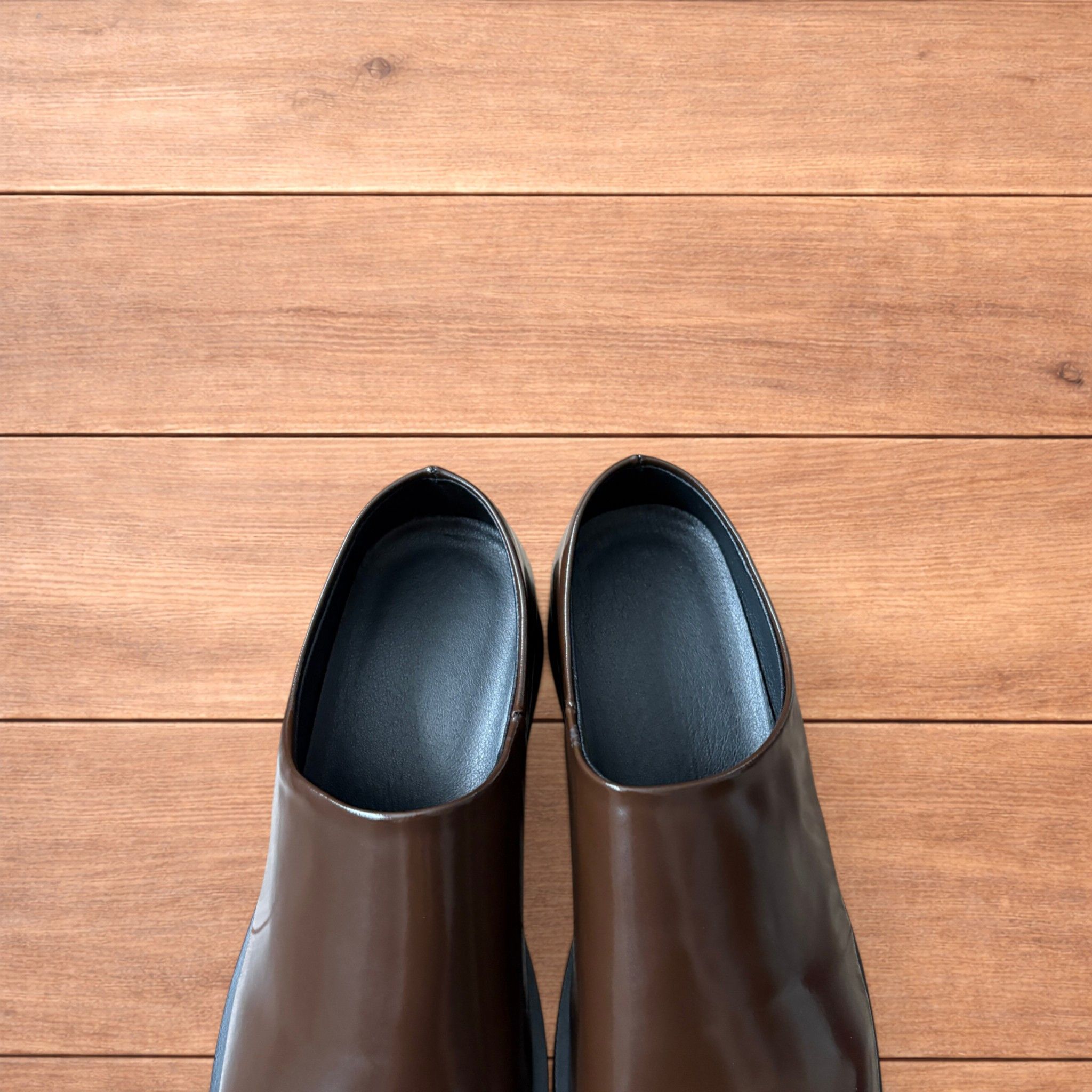 Japanese Brand Lovely faux leather slip on loafers shoes in brown. Size US 11 / EU 44 - 8 Thumbnail