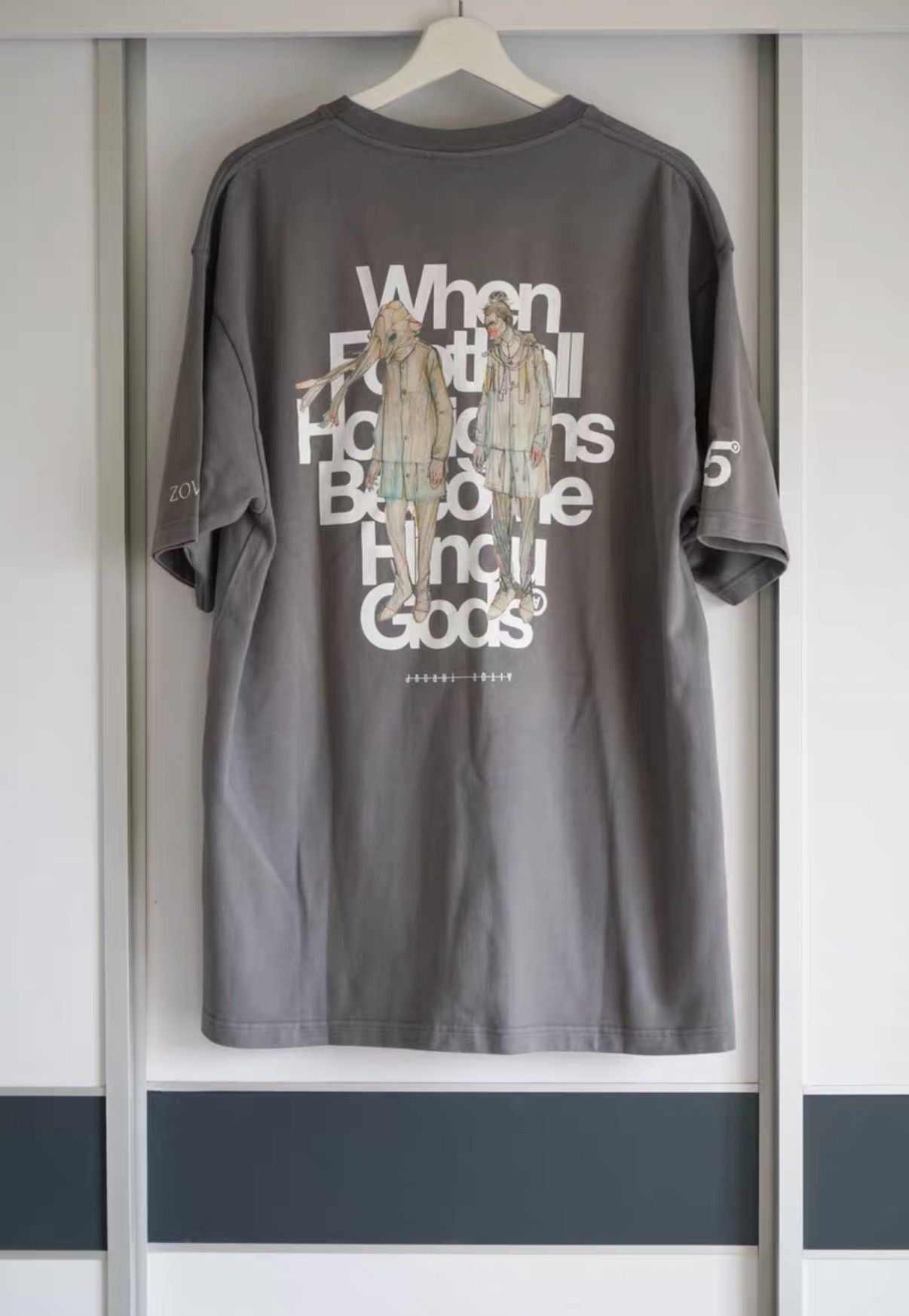 Aitor Throup Aitor Throup 21AW Hindu Deity Print Short Sleeve T-shirt J4 Size US L / EU 52-54 / 3 - 1 Thumbnail