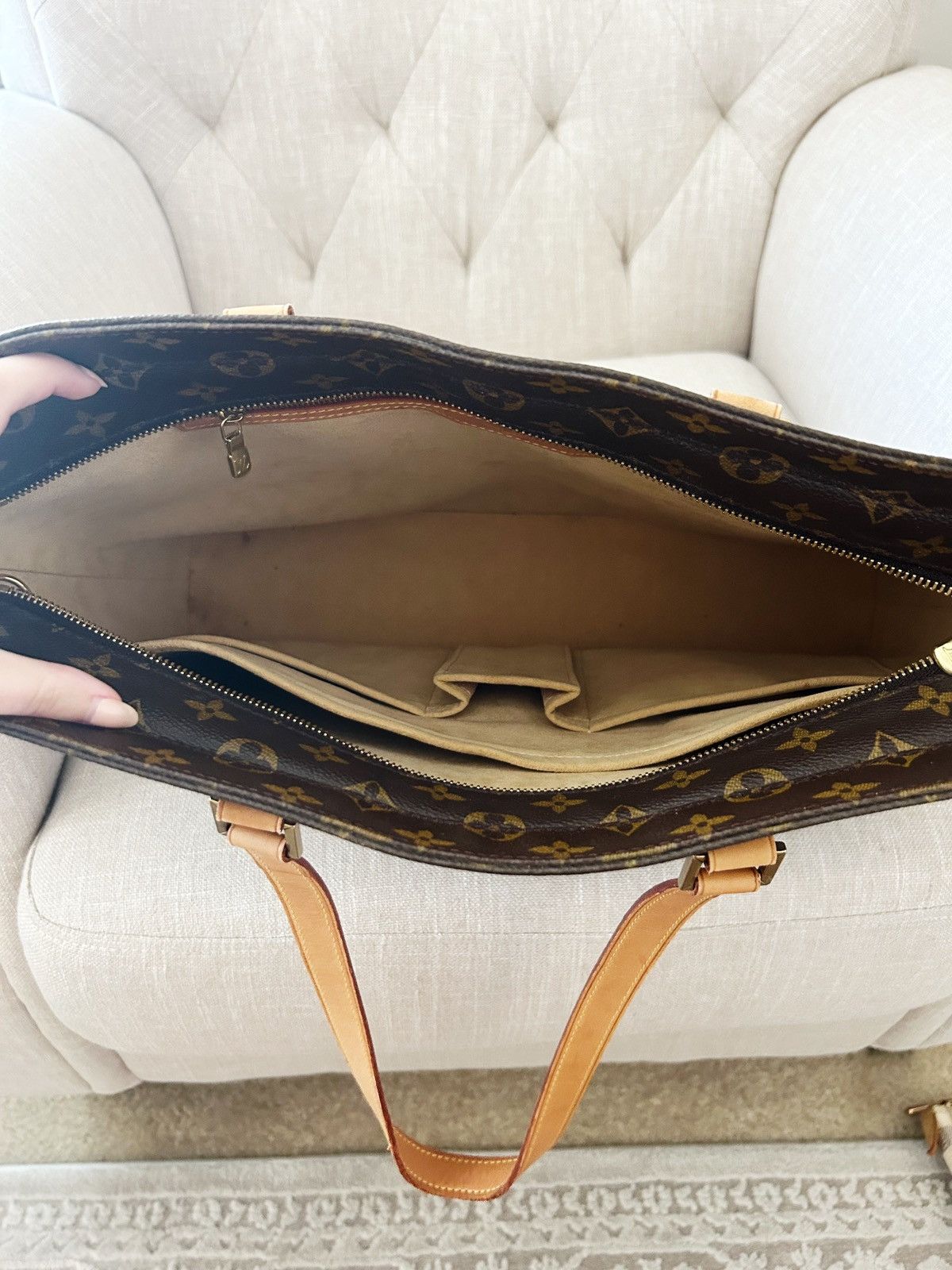 Louis Vuitton Louis Vuitton Monogram Luco Bag Size ONE SIZE - 6 Thumbnail