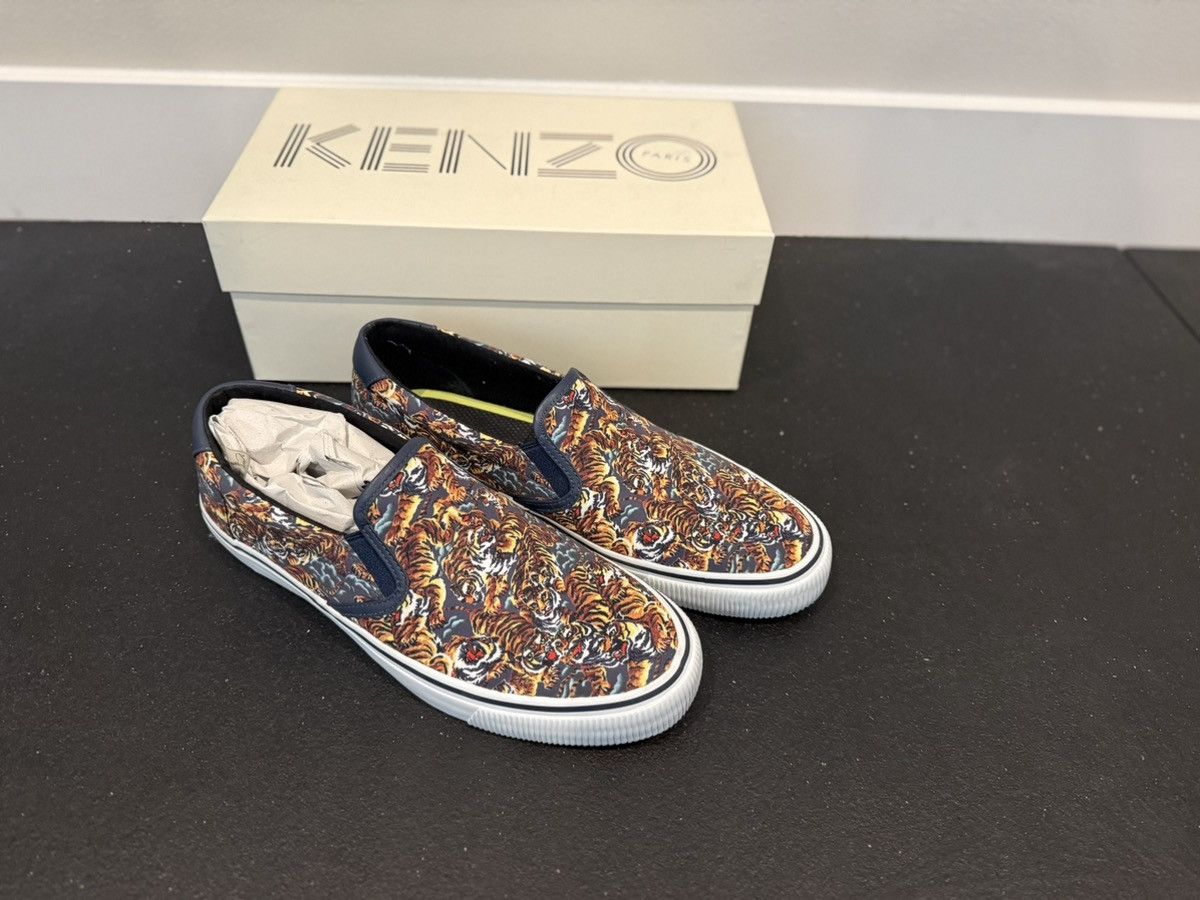 Kenzo Kenzo Paris Velvet E17 Canvas Flying Tiger Slip On Shoes Size US 11.5 / EU 44-45 - 1 Thumbnail