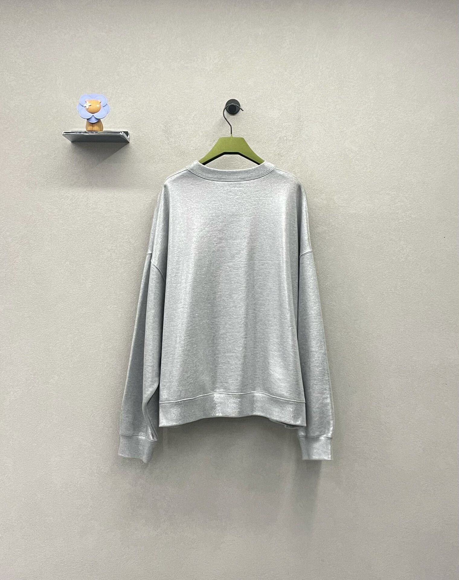 Gucci gucci silver logo sweatshirt size m Size US M / EU 48-50 / 2 - 2 Thumbnail