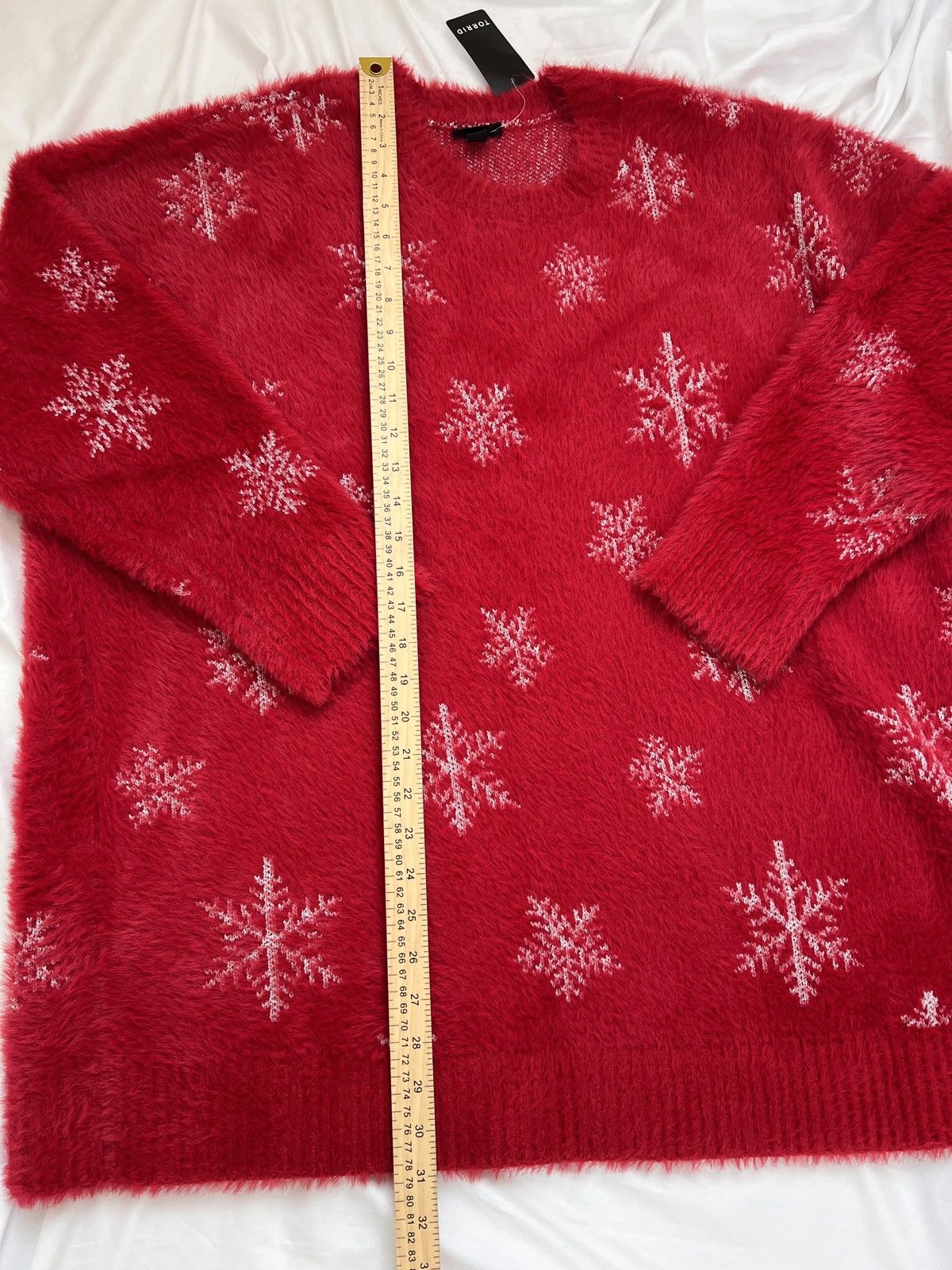 Torrid Torrid red fuzzy snowflake crewneck sweater size 3X Size 3XL / US 20-22 - 8 Thumbnail