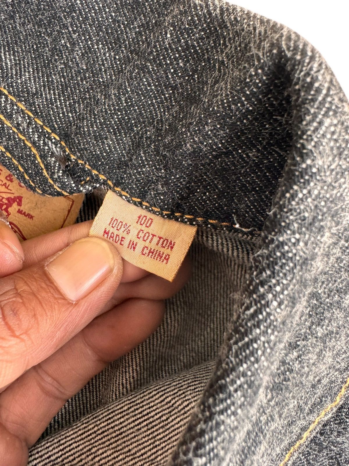 Levi's Vintage Levis Trucker Denim Jacket 70500 Size US L / EU 52-54 / 3 - 9 Thumbnail