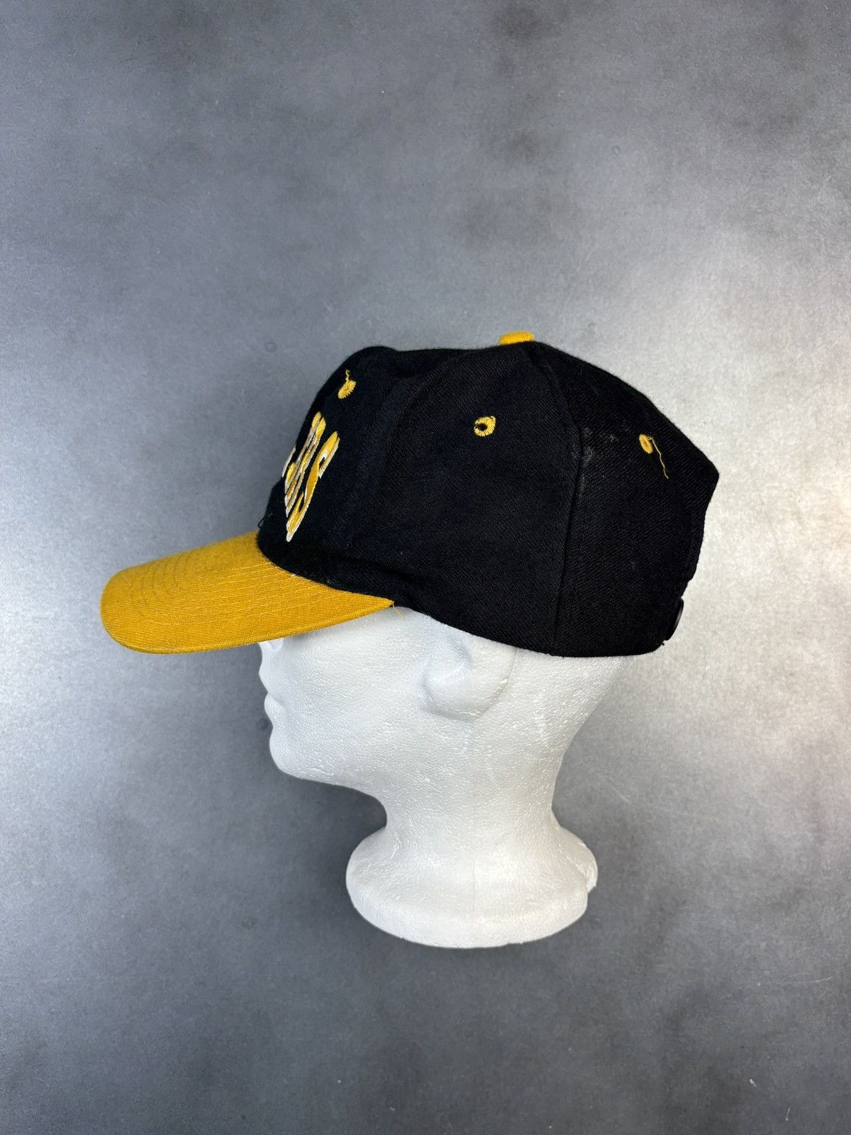 NFL × Vintage Vintage Pittsburgh Steelers Snapback NFL Team Snapback 1990s Size ONE SIZE - 6 Thumbnail