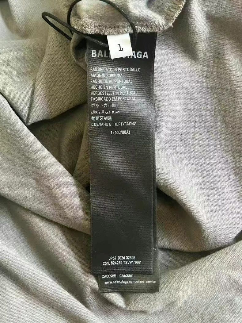 Balenciaga Balenciaga Human Being Deep Gray Letter Water Wash Hole Sh Size US S / EU 44-46 / 1 - 5 Thumbnail