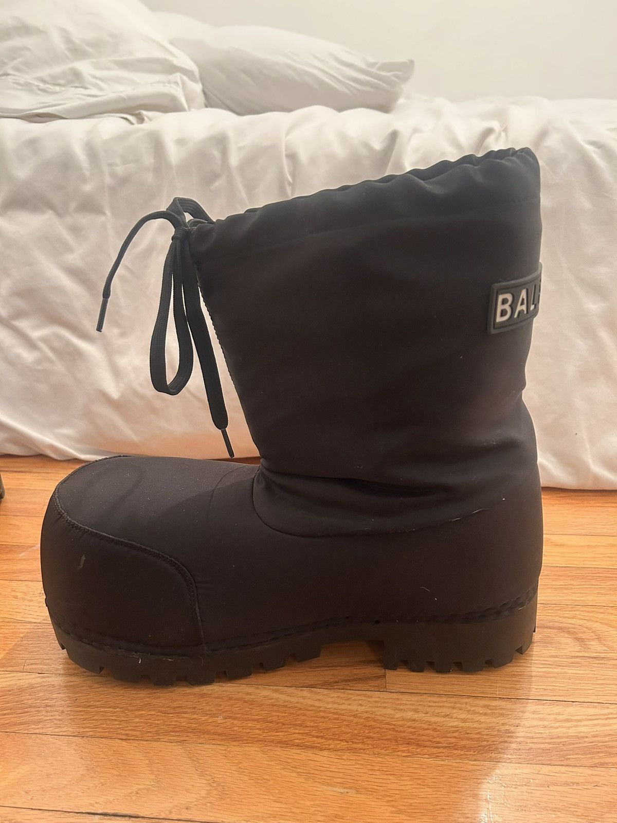 Balenciaga BALENCIAGA ALASKA BOOTS Size US 11 / EU 44 - 8 Thumbnail