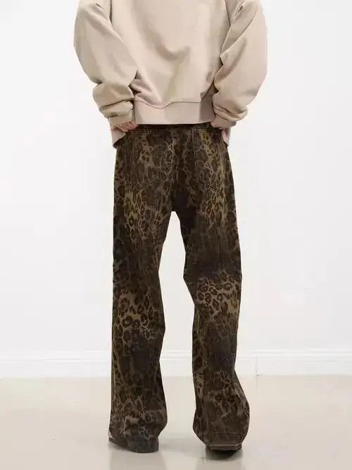 VIBE Vintage leopard print straight leg jeans Size US 32 / EU 48 - 3 Thumbnail