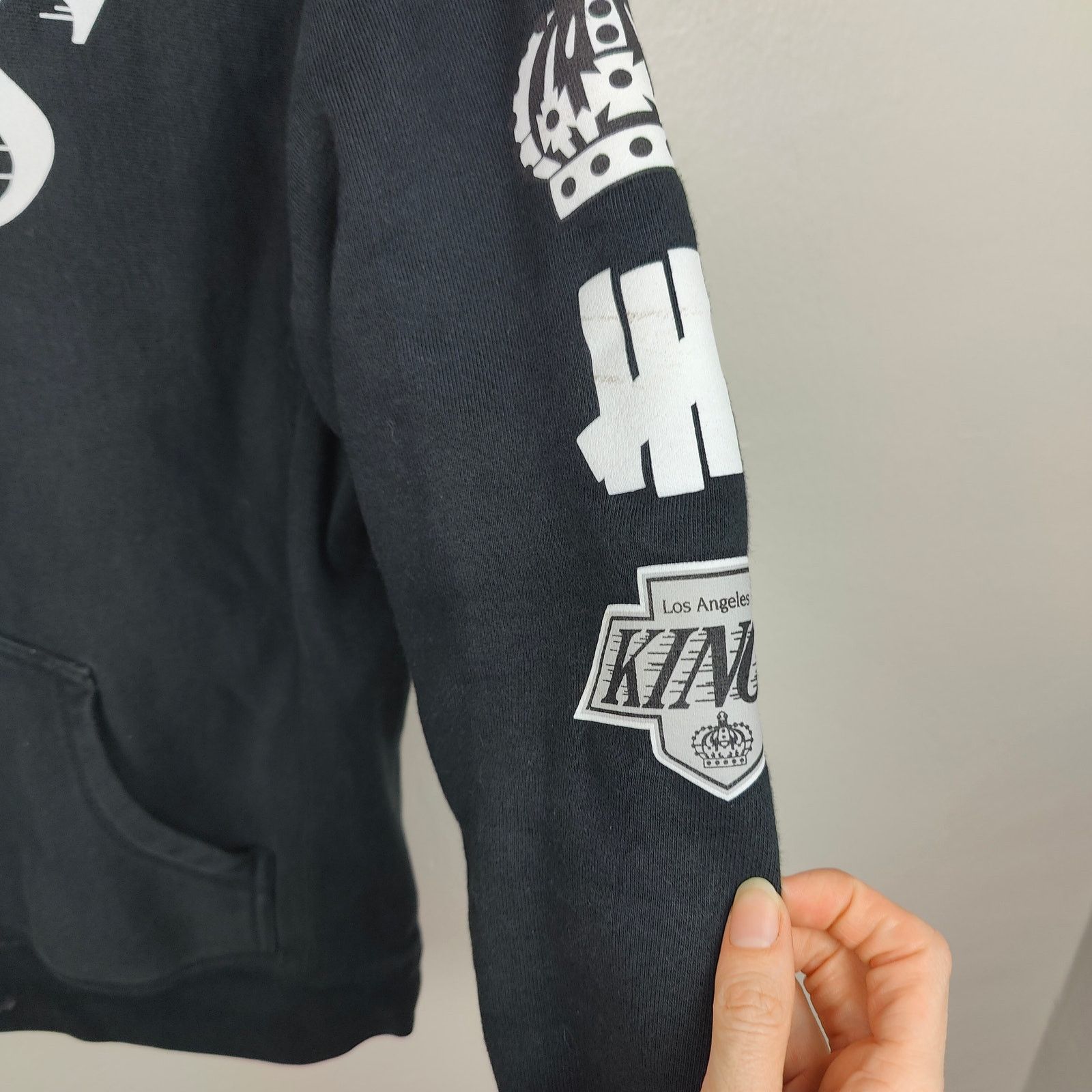 Undefeated Undefeated LA Kings Hoodie Sweatshirt Mens Small Black Size US S / EU 44-46 / 1 - 5 Thumbnail