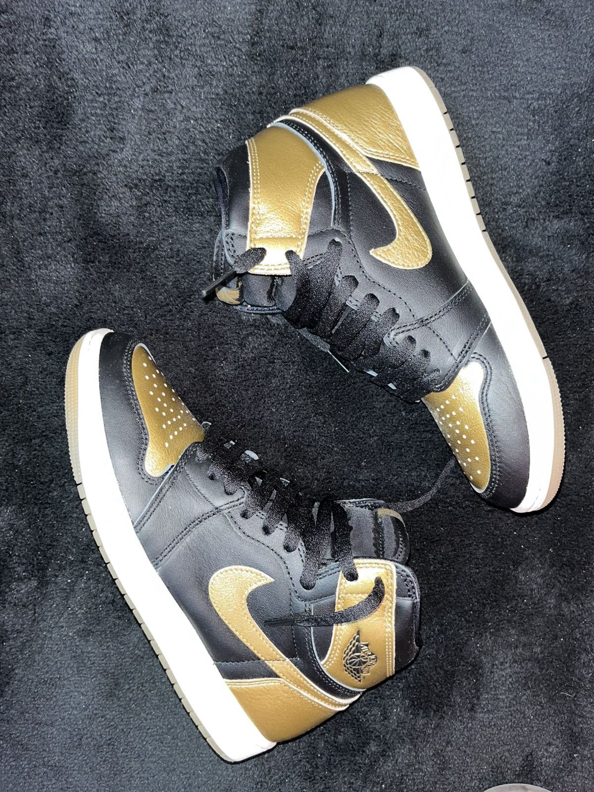 Nike Nike Air Jordan 1 retro high OG Size US 7.5 / EU 40-41 - 1 Thumbnail