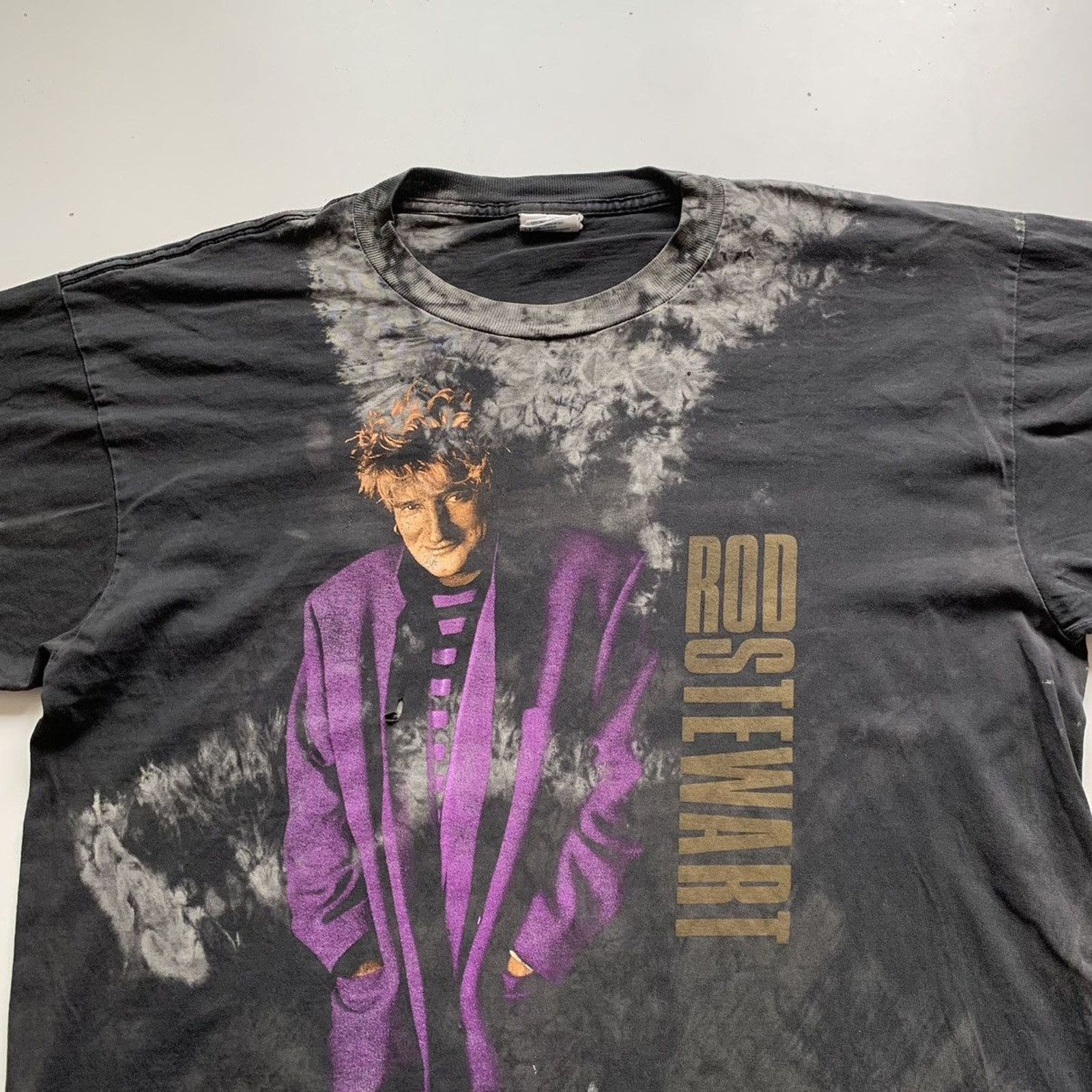 Band Tees Vintage 90s Rod Stewart Tour T Shirt XL Bleach Faded Black Size US XL / EU 56 / 4 - 2 Thumbnail