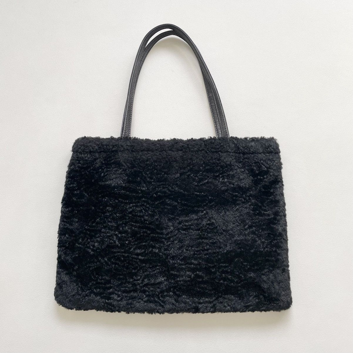 Miu Miu A/W 1999 Black Shearling Mini Hand Bag Size ONE SIZE - 14 Thumbnail