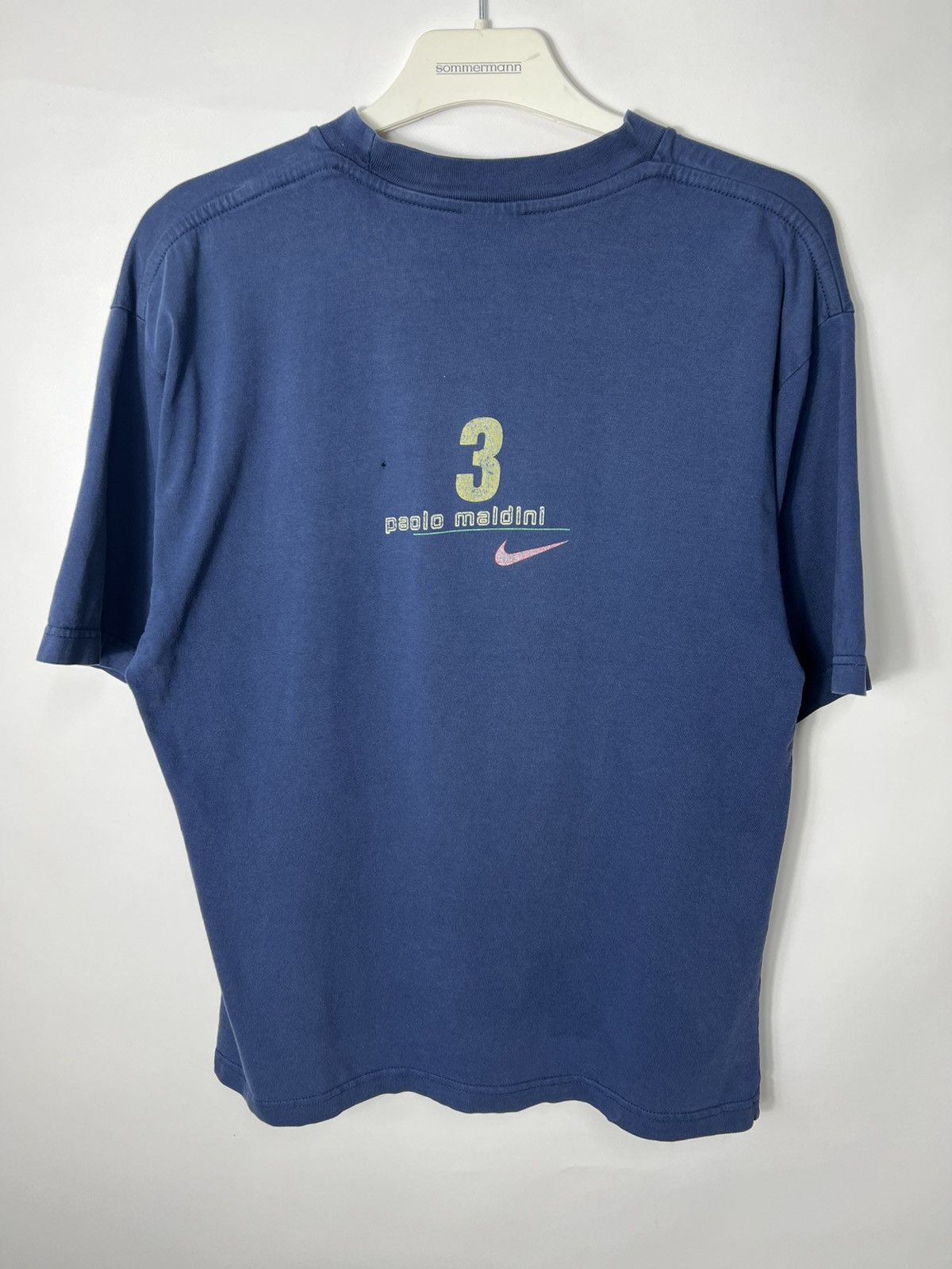 Nike vintage streetwear soccer 90s nike paolo maldini tee Size US M / EU 48-50 / 2 - 7 Thumbnail