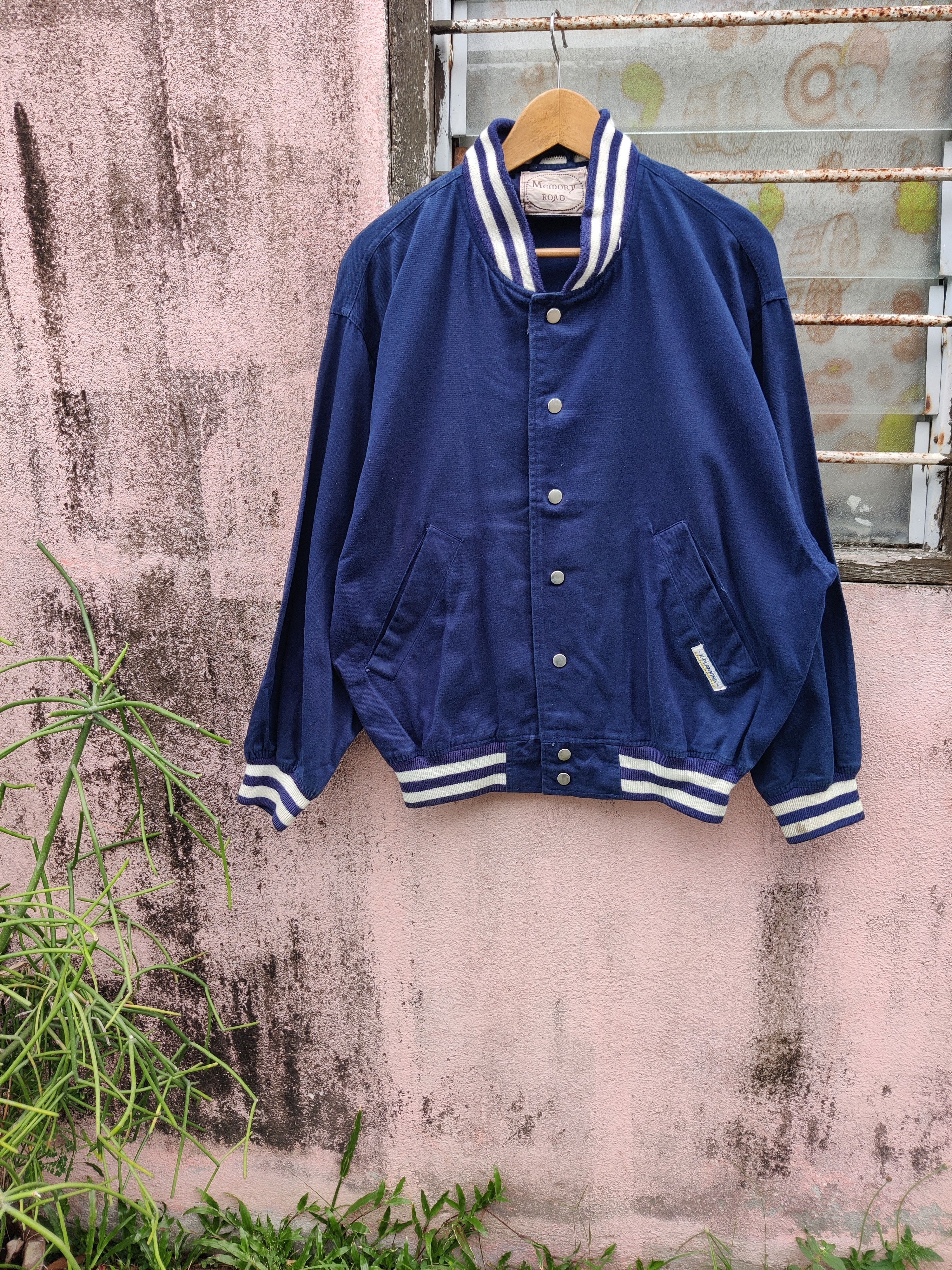 Japanese Brand Vintage Broken American Flag Championship Spell Out Jacket Size US L / EU 52-54 / 3 - 2 Thumbnail