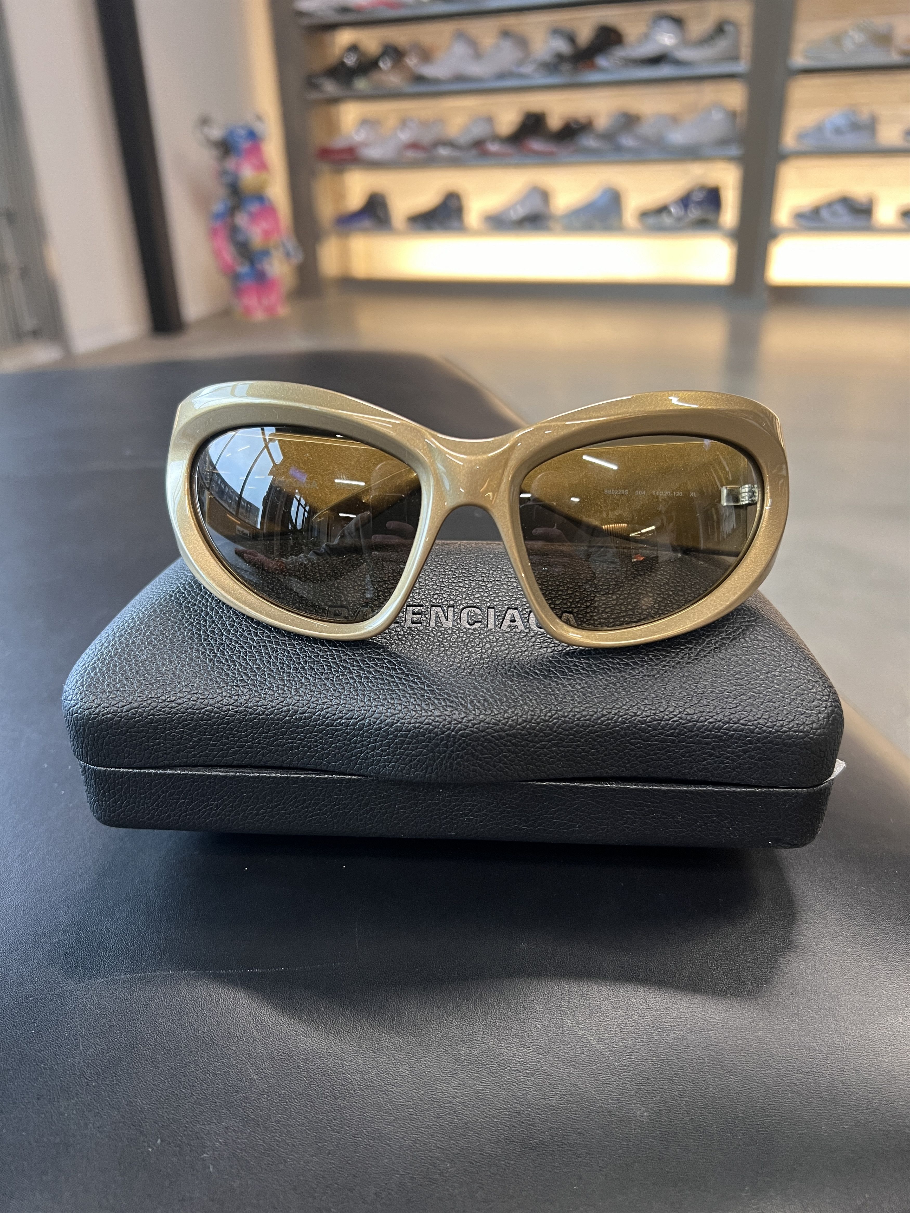 Balenciaga BALENCIAGA Wrap Sunglasses Shiny Solid Metallic Antique Gold Size ONE SIZE - 5 Thumbnail