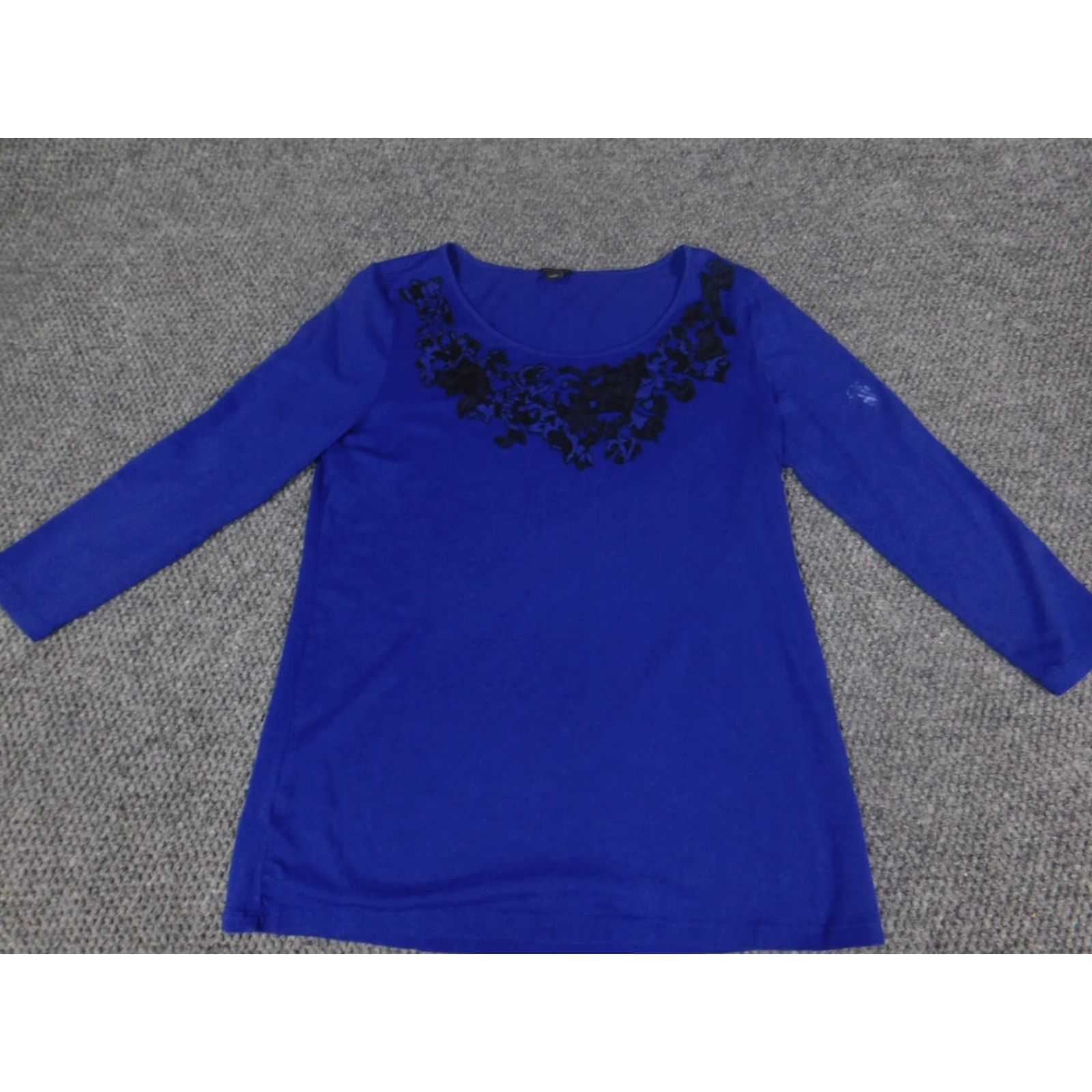 Ann Taylor Ann Taylor Blouse Medium Purple Pullover Stretch Crew Neck Long Sleeve Casual Shirt Women Regular Size M Purple Solid Button Breathable Size M / US 6-8 / IT 42-44 - 2 Thumbnail