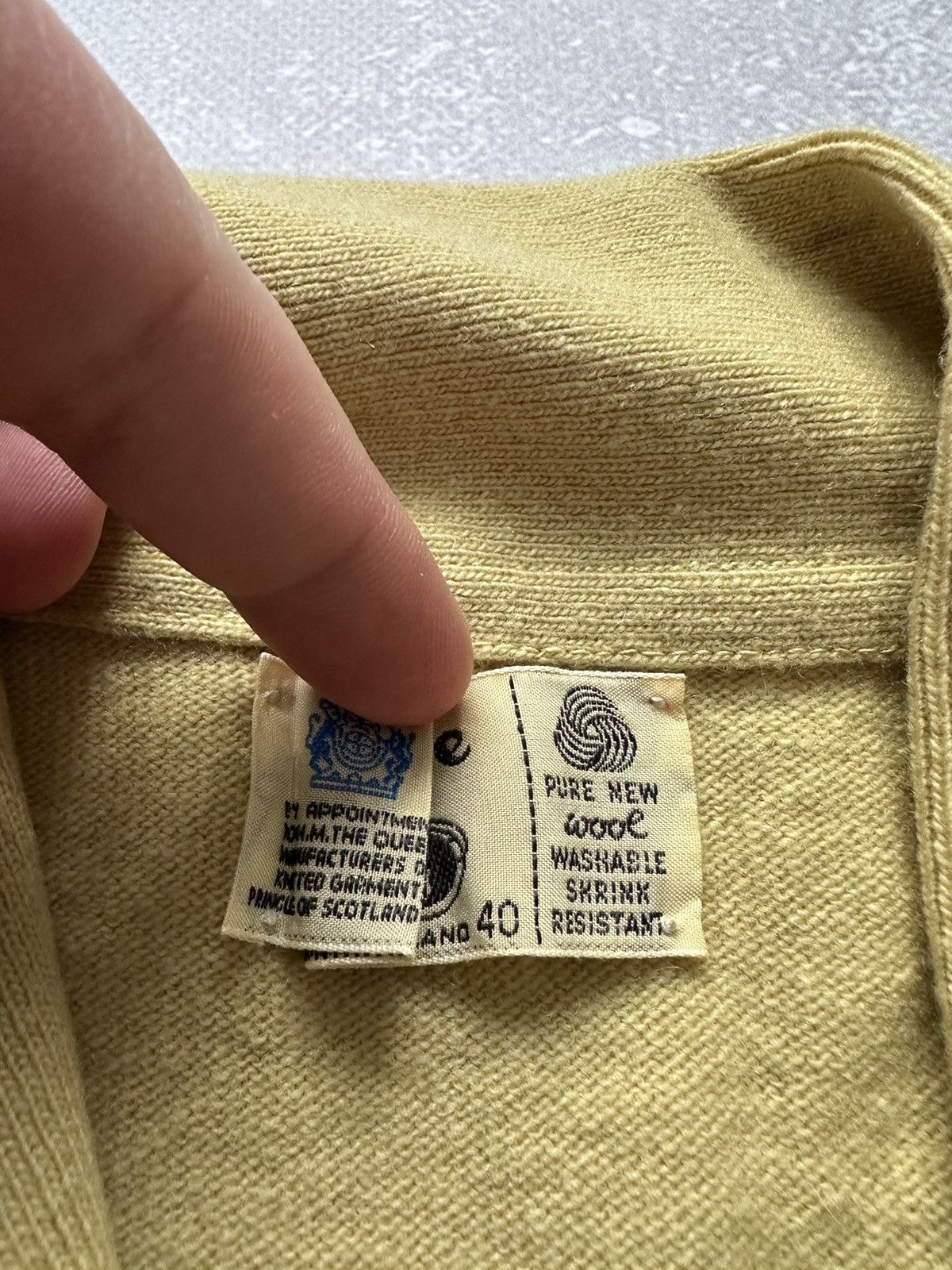 Pringle Of Scotland × Vintage Sweater Pringle made in Scotland Vintage size 40 Size S / US 4 / IT 40 - 6 Thumbnail