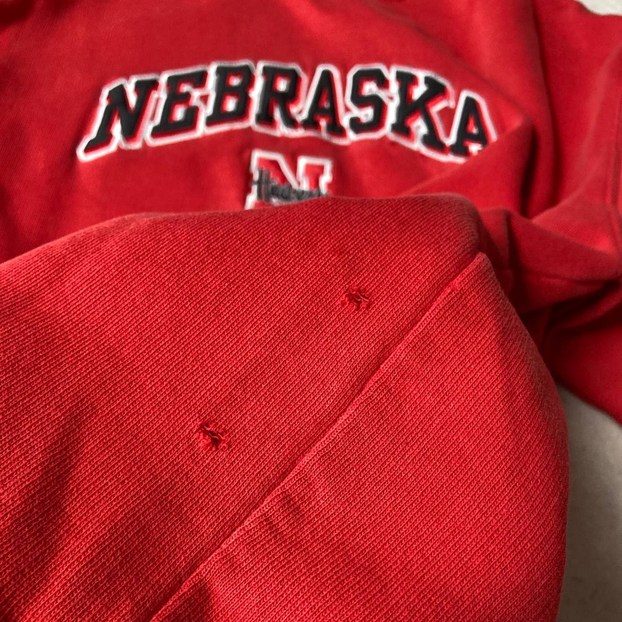 Starter Vintage Nebraska Huskers NCAA Football Distressed Hoodie Size US L / EU 52-54 / 3 - 5 Thumbnail